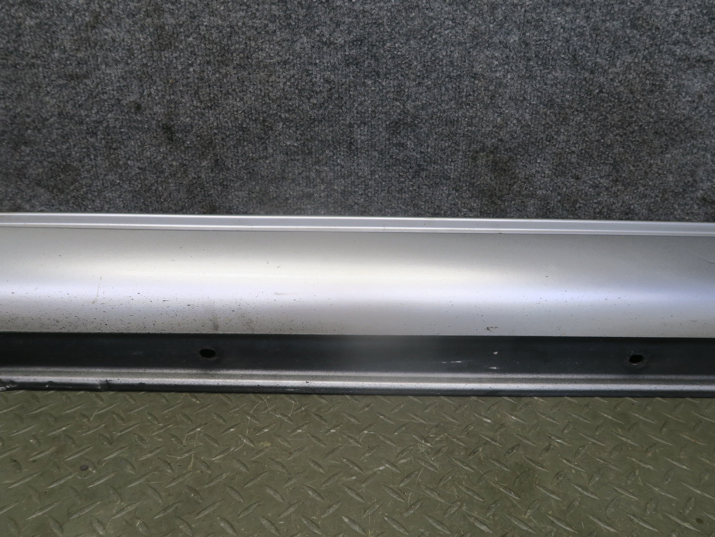 04-06 Lexus UCF30L LS430 Front & Rear Left Side Skirt Rocker Panel Molding OEM