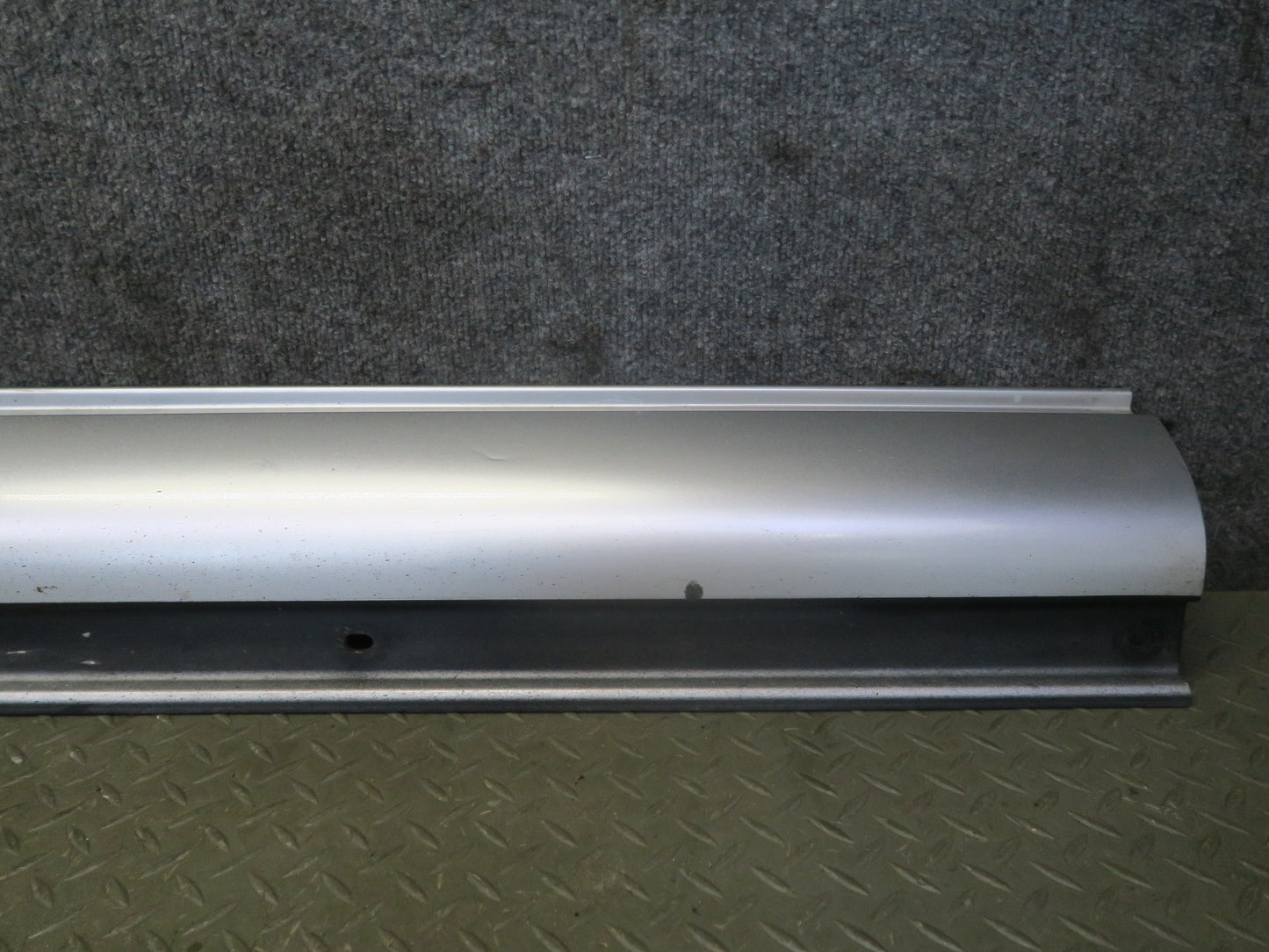 04-06 Lexus UCF30L LS430 Front & Rear Left Side Skirt Rocker Panel Molding OEM