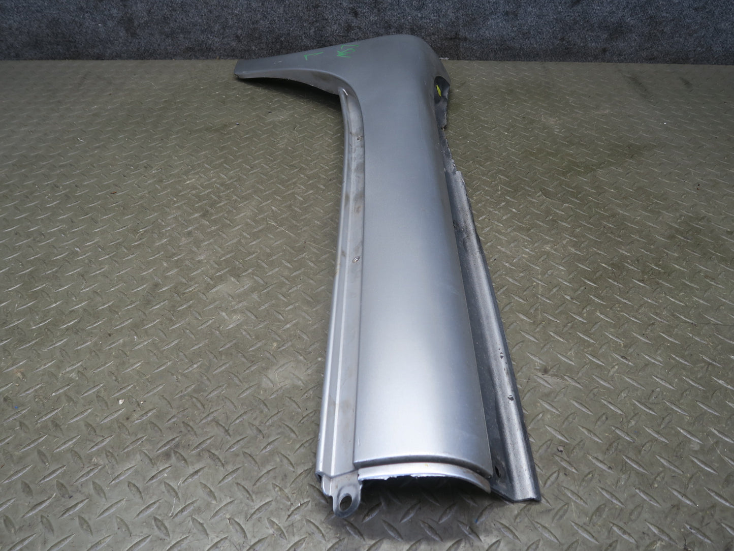 04-06 Lexus UCF30L LS430 Front & Rear Left Side Skirt Rocker Panel Molding OEM