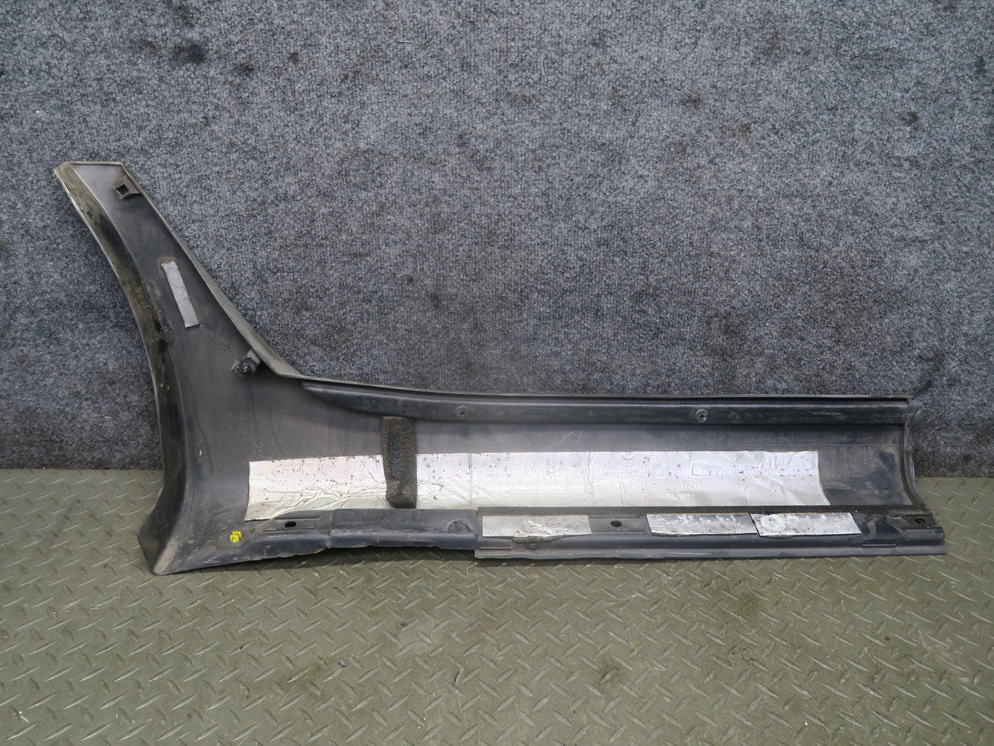 04-06 Lexus UCF30L LS430 Front & Rear Left Side Skirt Rocker Panel Molding OEM