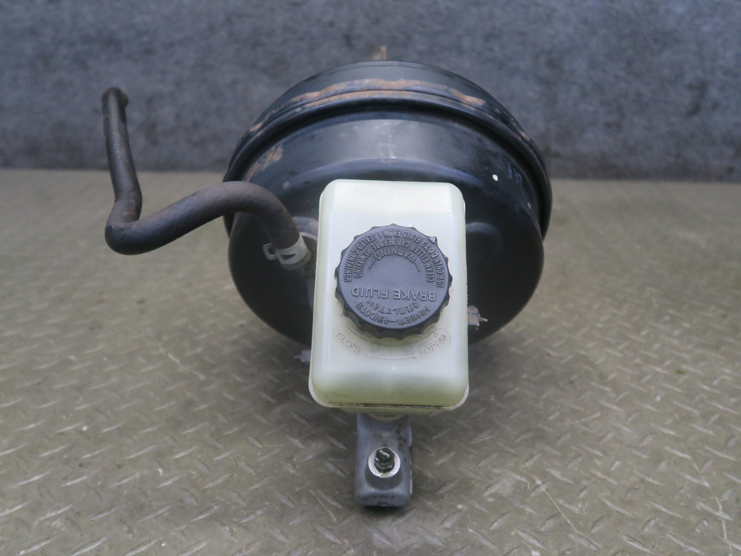 04-06 Lexus UCF30L LS430 Brake Master Cylinder Booster Fluid Reservoir OEM