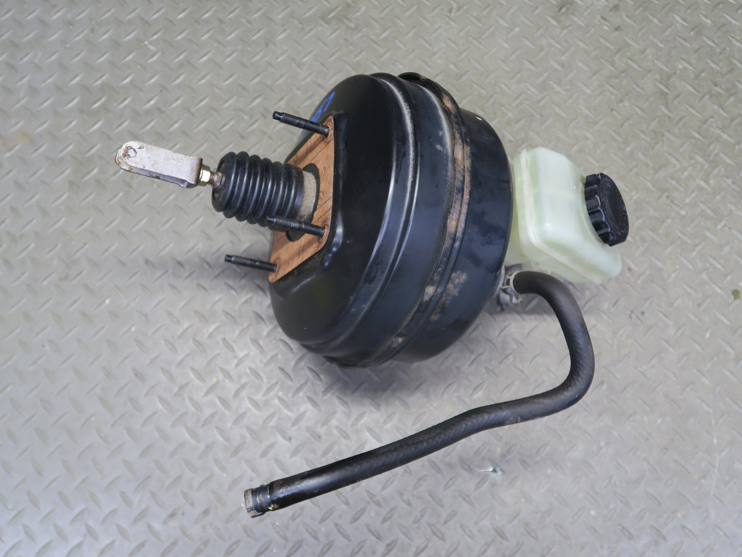 04-06 Lexus UCF30L LS430 Brake Master Cylinder Booster Fluid Reservoir OEM