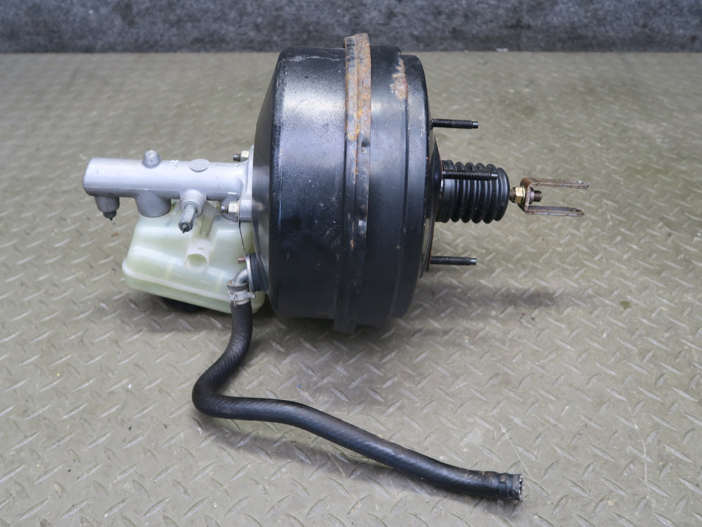 04-06 Lexus UCF30L LS430 Brake Master Cylinder Booster Fluid Reservoir OEM