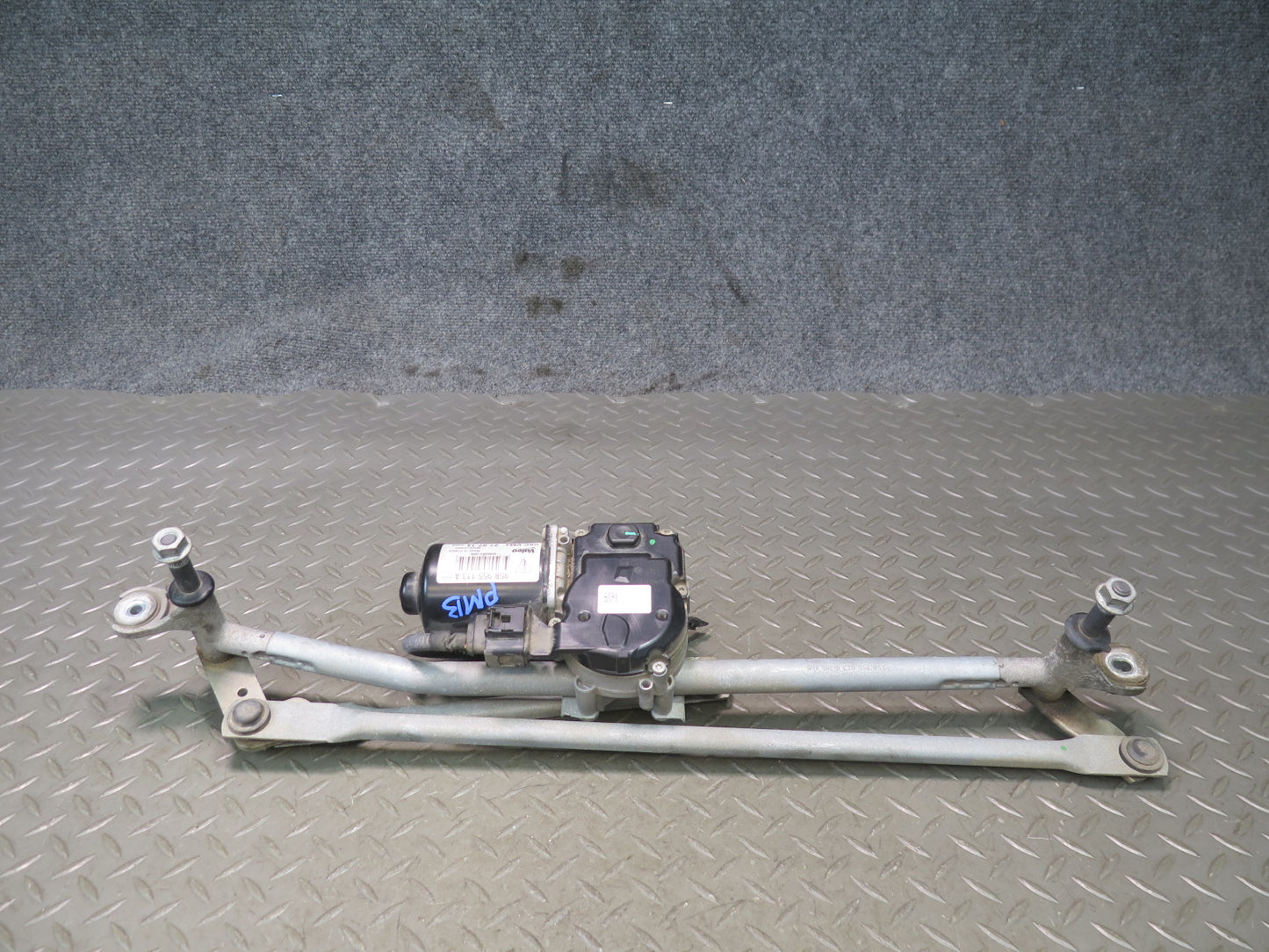 2015-2025 Porsche Macan Windshield Wiper Transmission Linkage W/ Motor