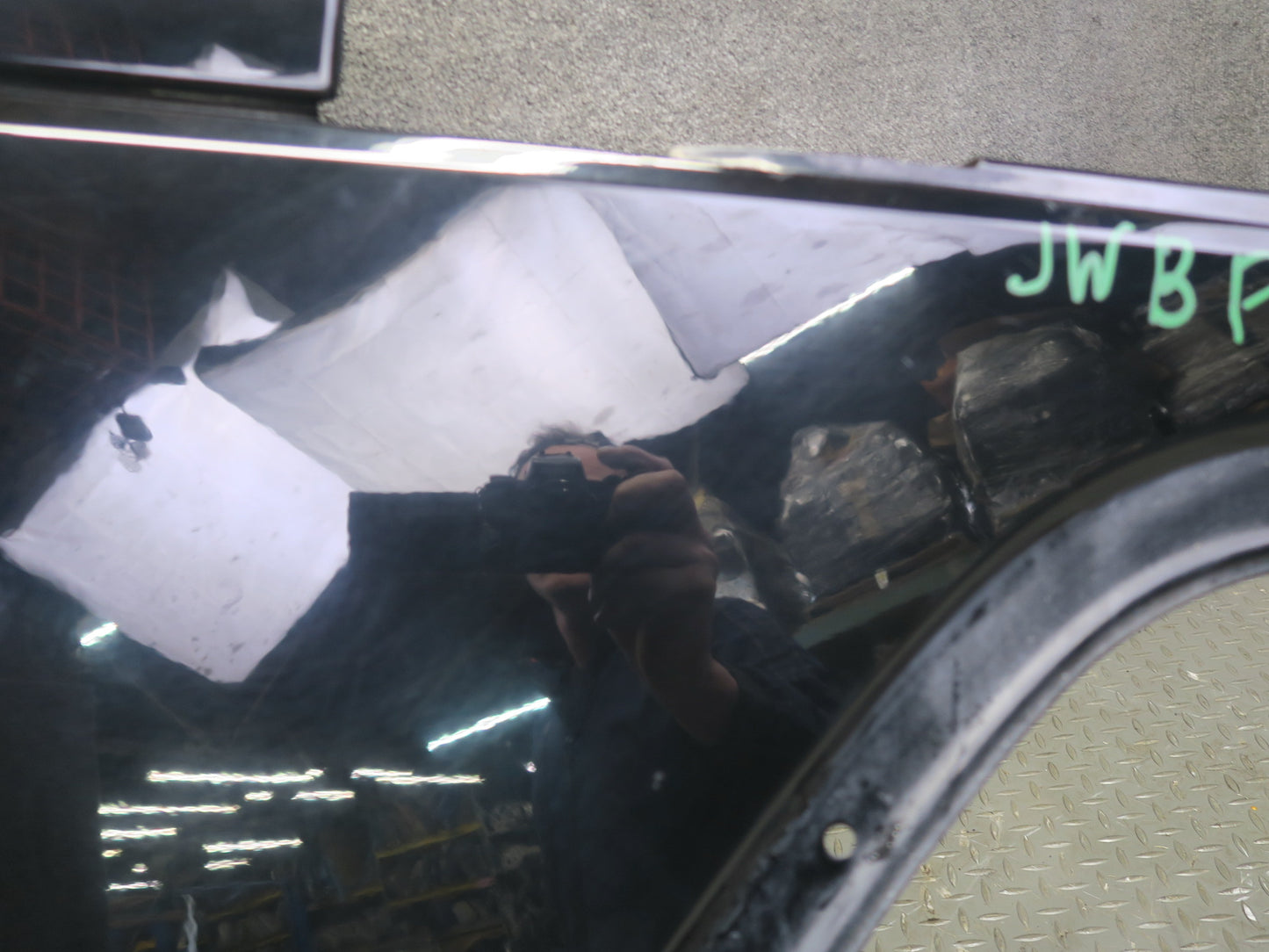 07-17 Jeep Wrangler Rubicon JK Front Right Fender Shell Panel Black OEM