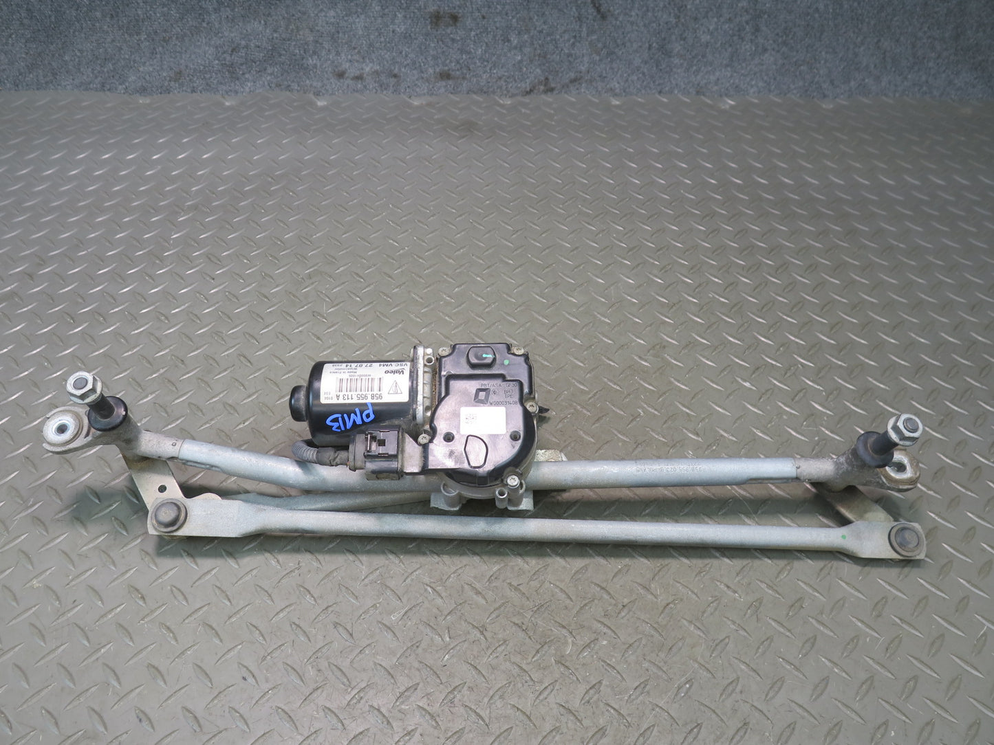 2015-2025 Porsche Macan Windshield Wiper Transmission Linkage W/ Motor