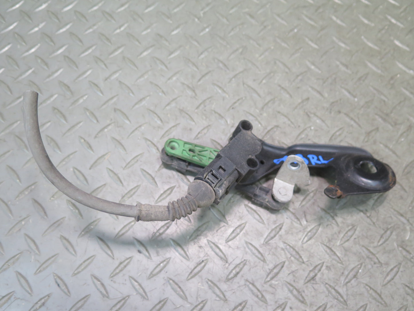 2015-2025 Porsche Macan Rear Right Left Side Suspension Height Level Sensor Set
