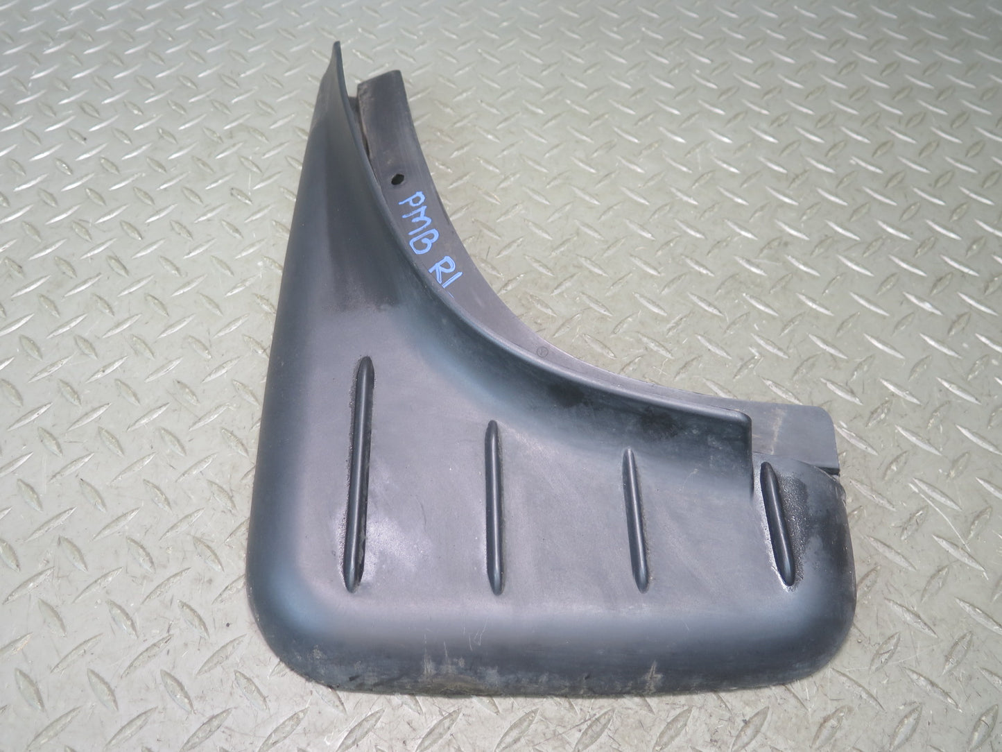 2015-2025 Porsche Macan Rear Left & Right MUD Flap Splash Shield Guard Set