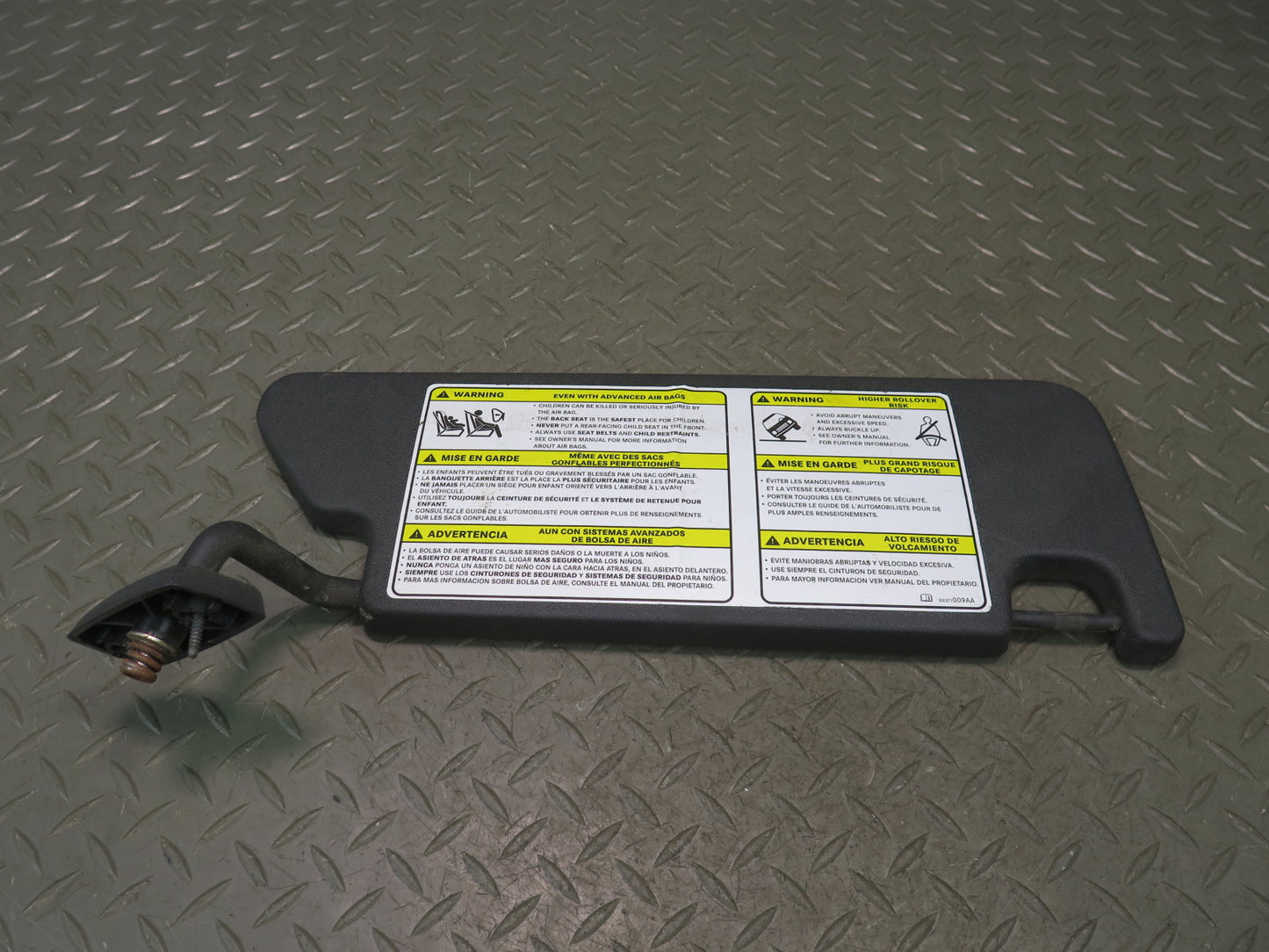 07-10 Jeep Wrangler JK Set of 2 Front Left & Right Sun Visor OEM