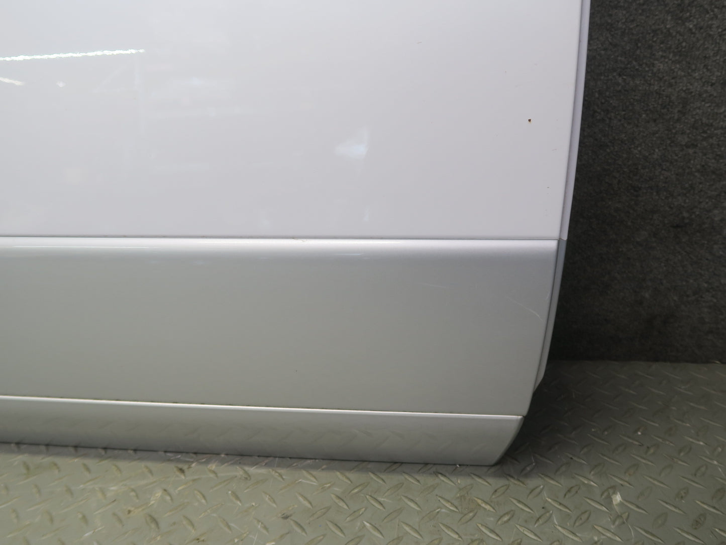 95-97 Nissan Gloria HY33 Rear Right Door Shell Panel White w Guides & Bolts OEM