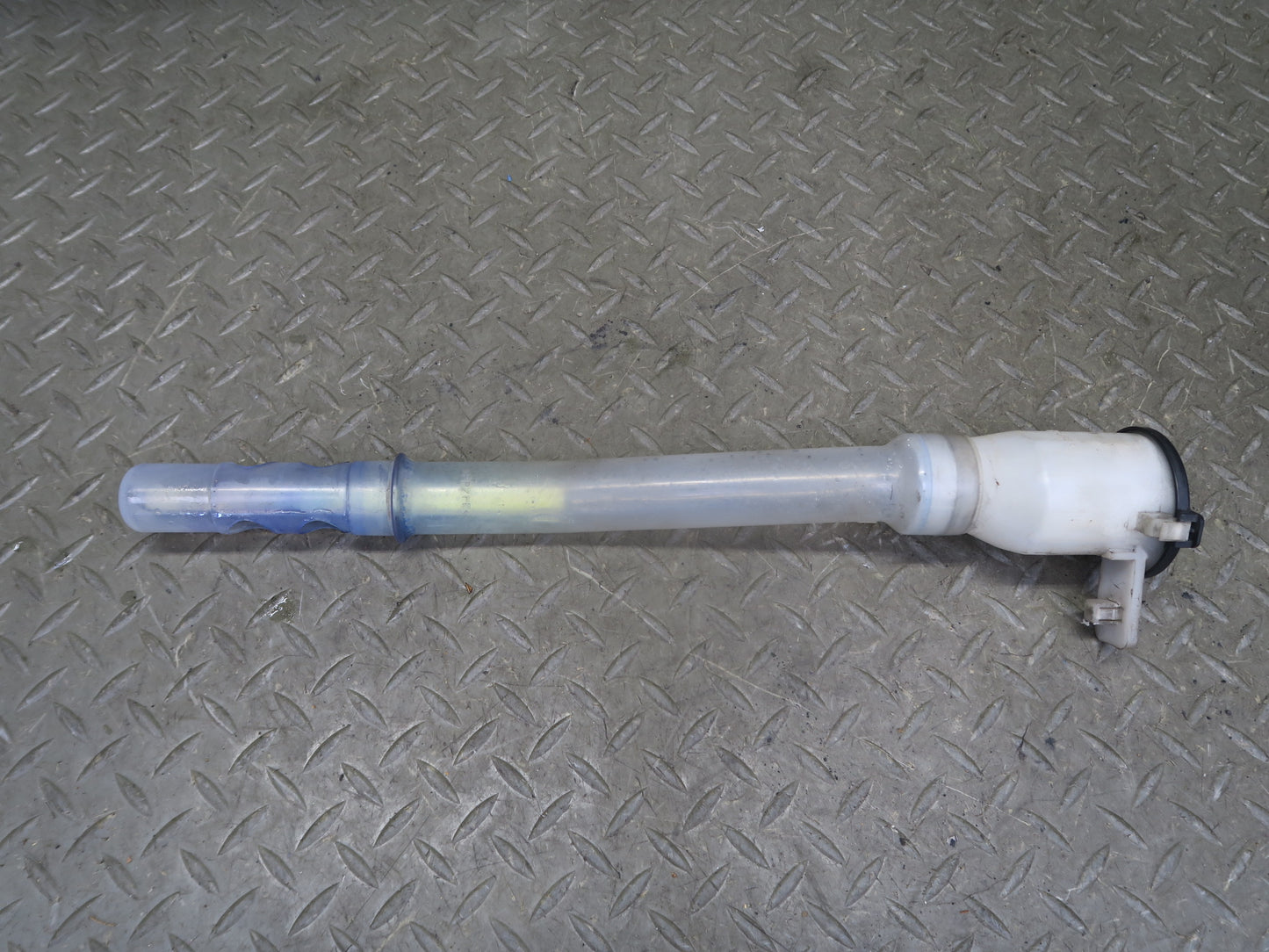 1998-2007 Lexus UZJ100L LX470 Windshield Washer Fluid Reservoir Tank Neck Pump