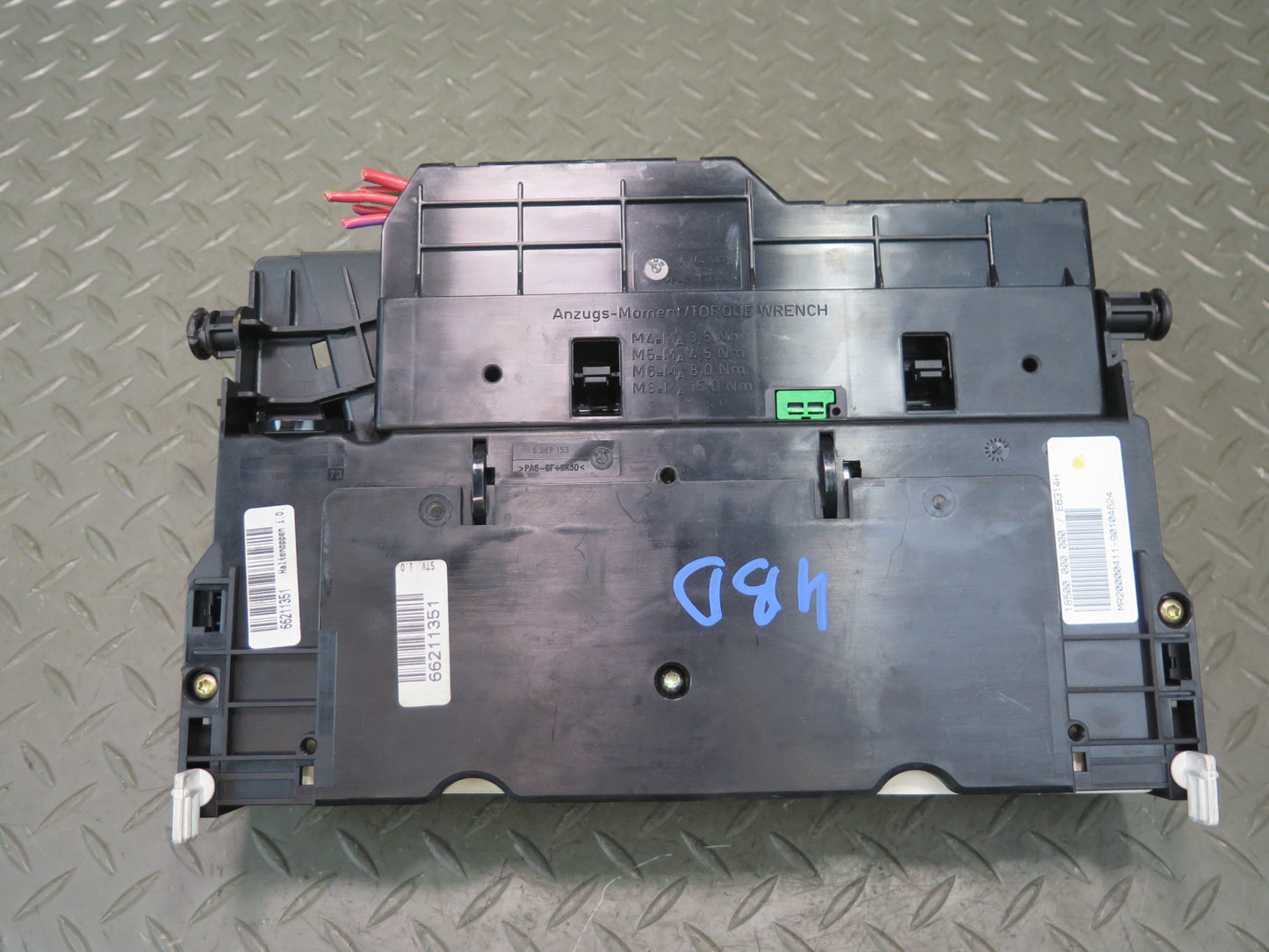 01-06 BMW E46 330ci Power Distribution Fuse Relay Box Module 8364542 OEM