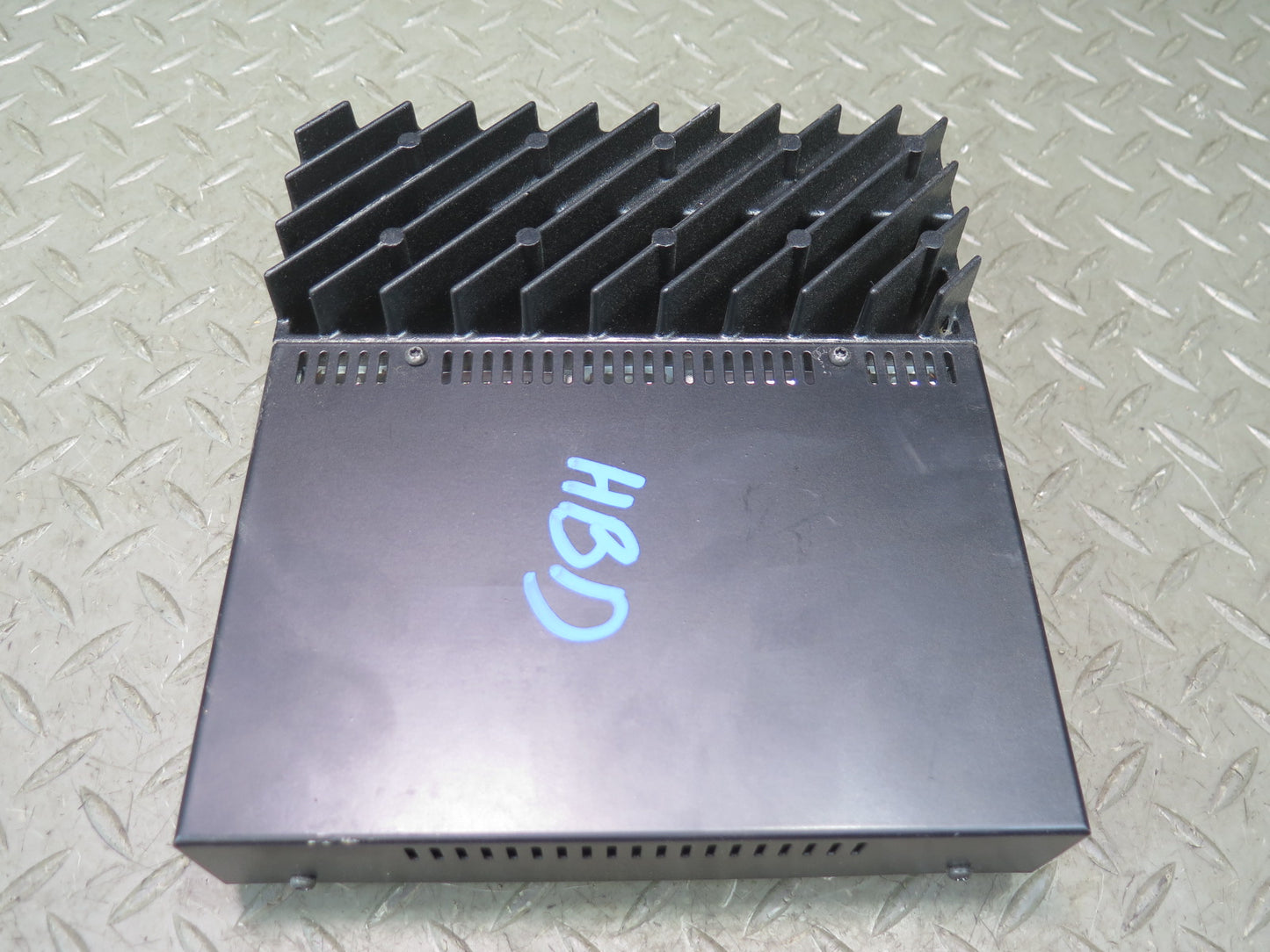 01-06 BMW E46 330Ci Convertible Hi-fi Audio System Amplifier AMP 8376305 OEM