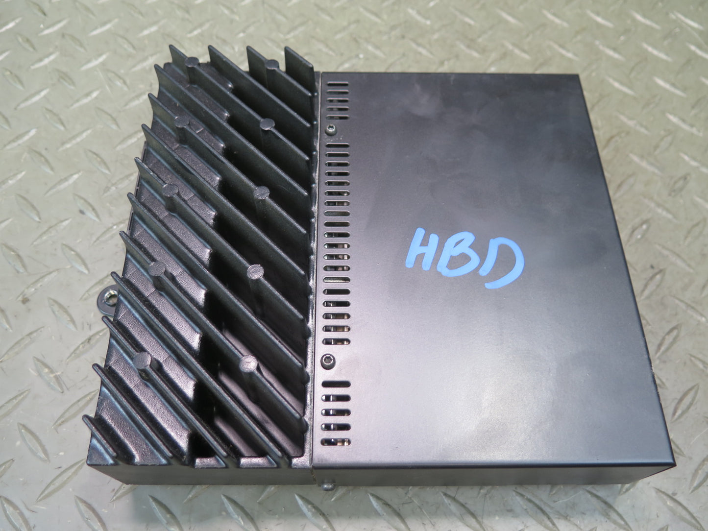 01-06 BMW E46 330Ci Convertible Hi-fi Audio System Amplifier AMP 8376305 OEM