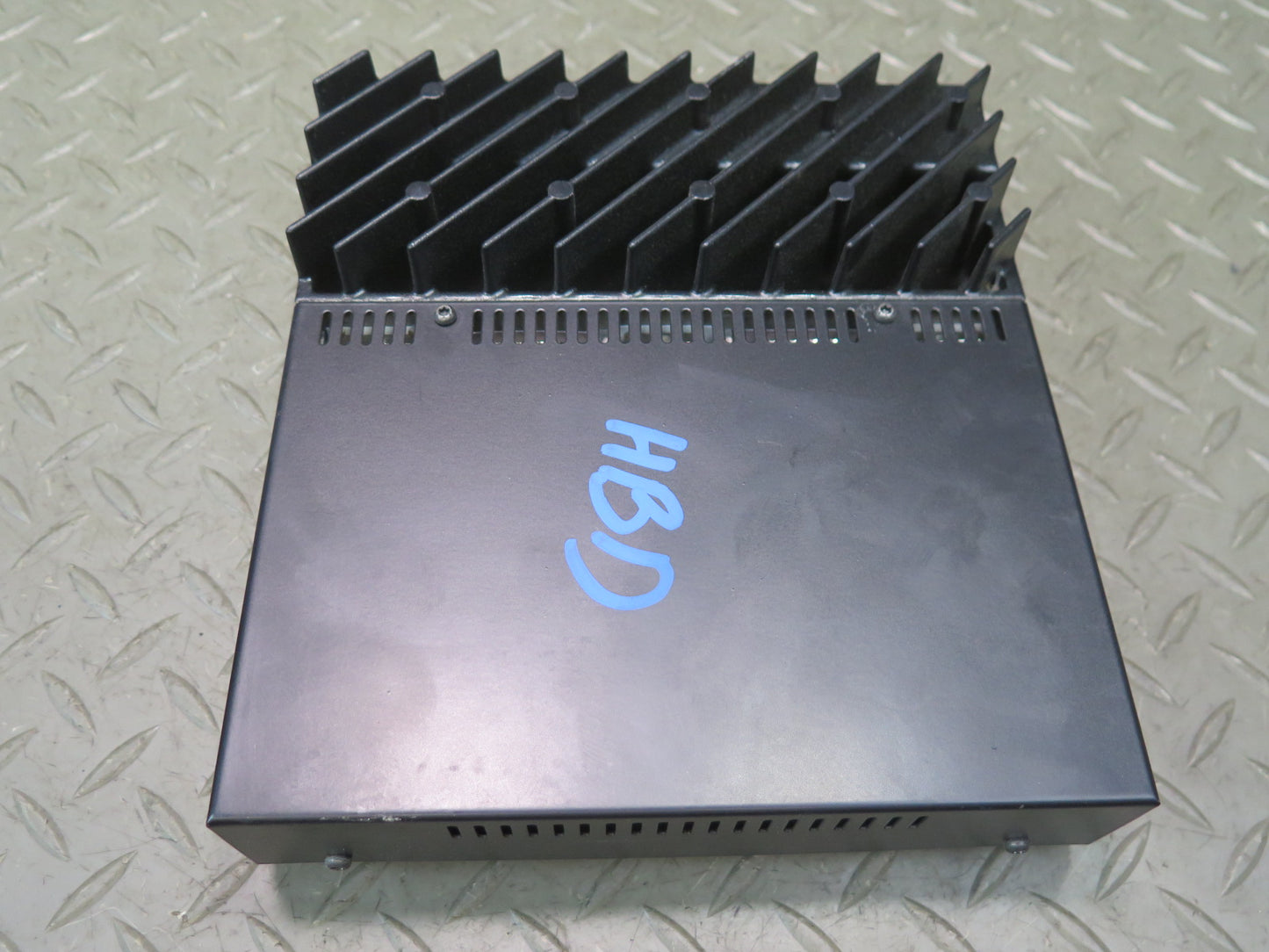 01-06 BMW E46 330Ci Convertible Hi-fi Audio System Amplifier AMP 8376305 OEM