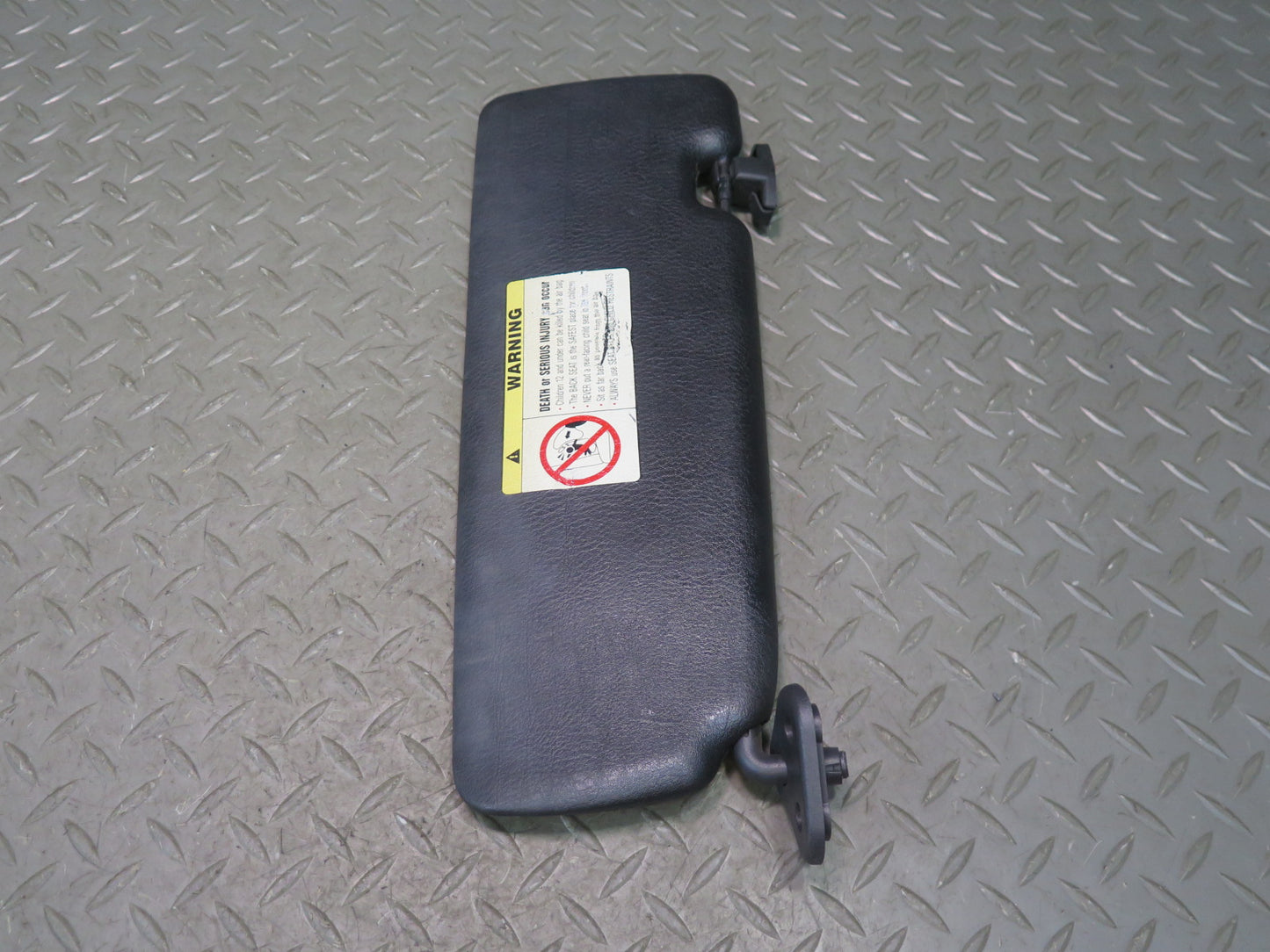 01-06 BMW E46 330ci Convertible Set of 2 Front Left & Right Sun Visor Black OEM