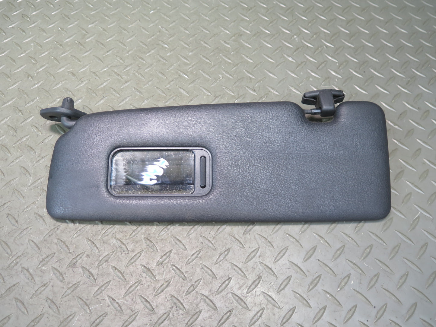 01-06 BMW E46 330ci Convertible Set of 2 Front Left & Right Sun Visor Black OEM