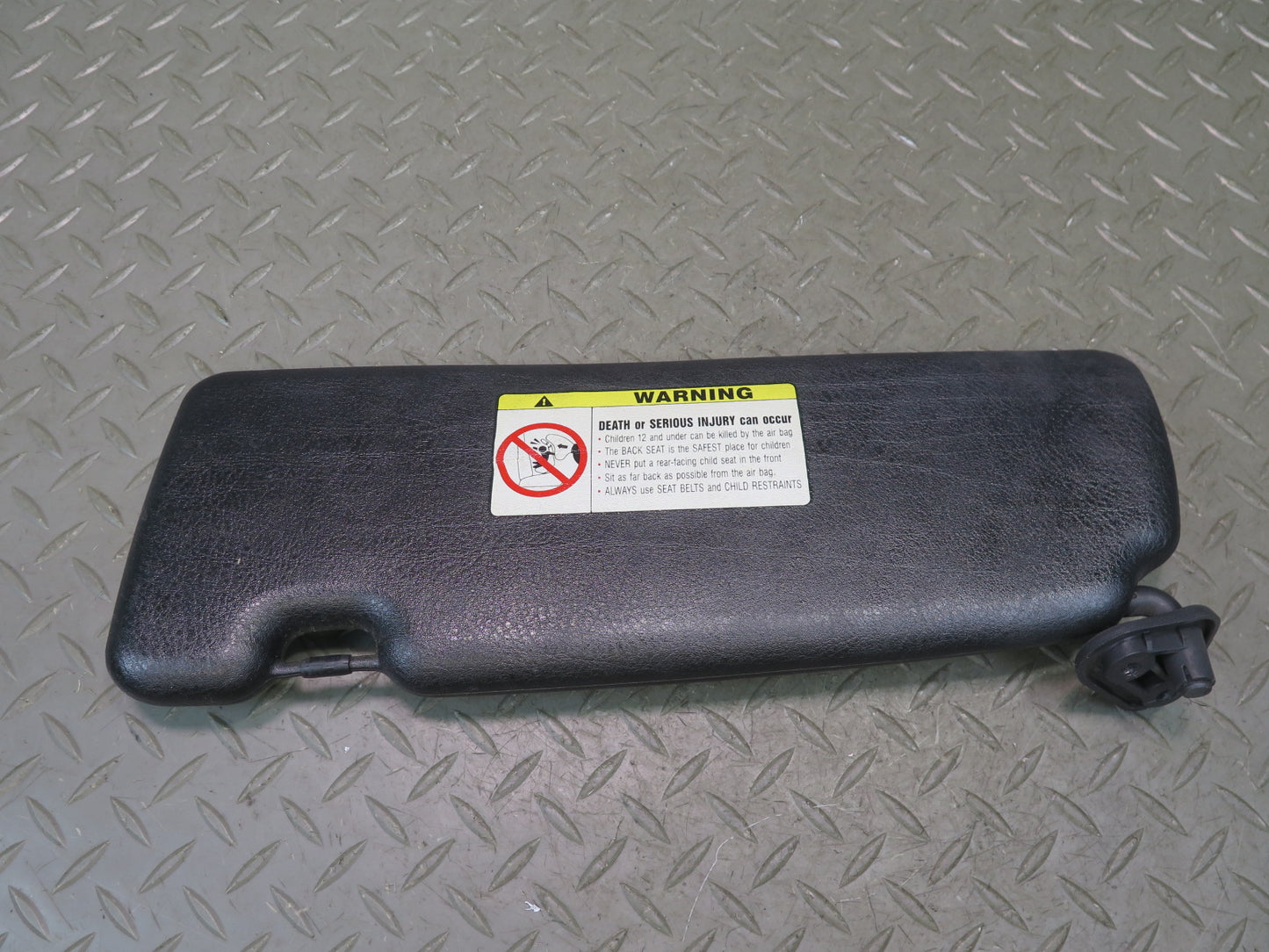 01-06 BMW E46 330ci Convertible Set of 2 Front Left & Right Sun Visor Black OEM