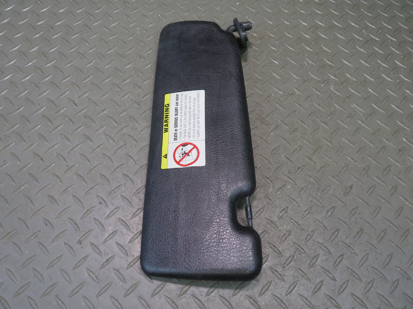 01-06 BMW E46 330ci Convertible Set of 2 Front Left & Right Sun Visor Black OEM