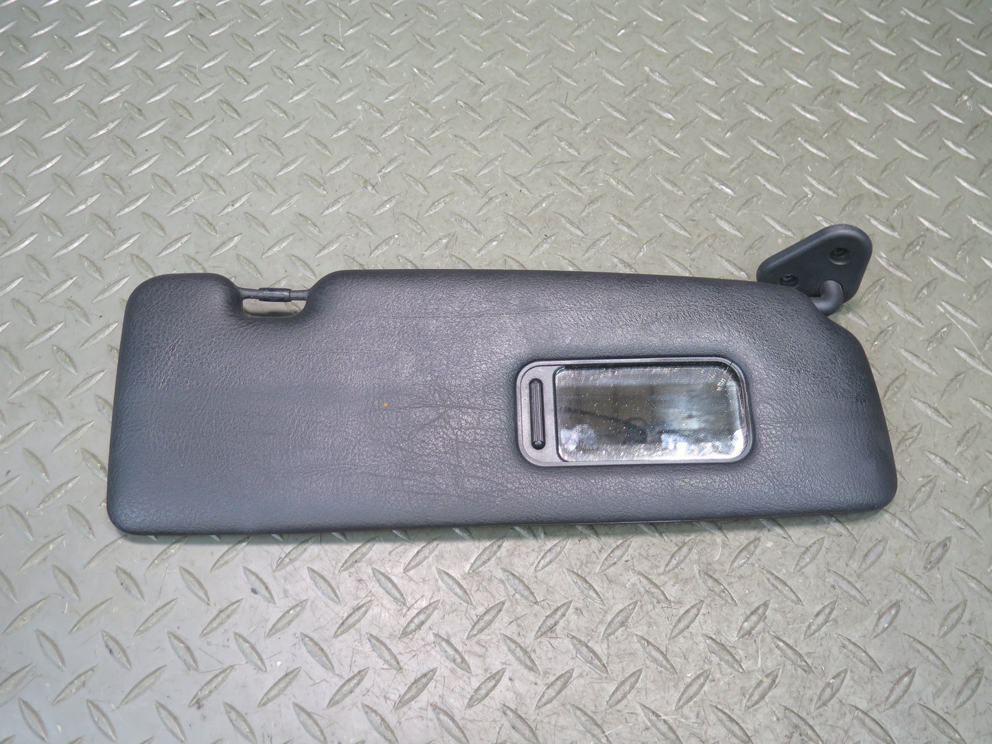 01-06 BMW E46 330ci Convertible Set of 2 Front Left & Right Sun Visor Black OEM
