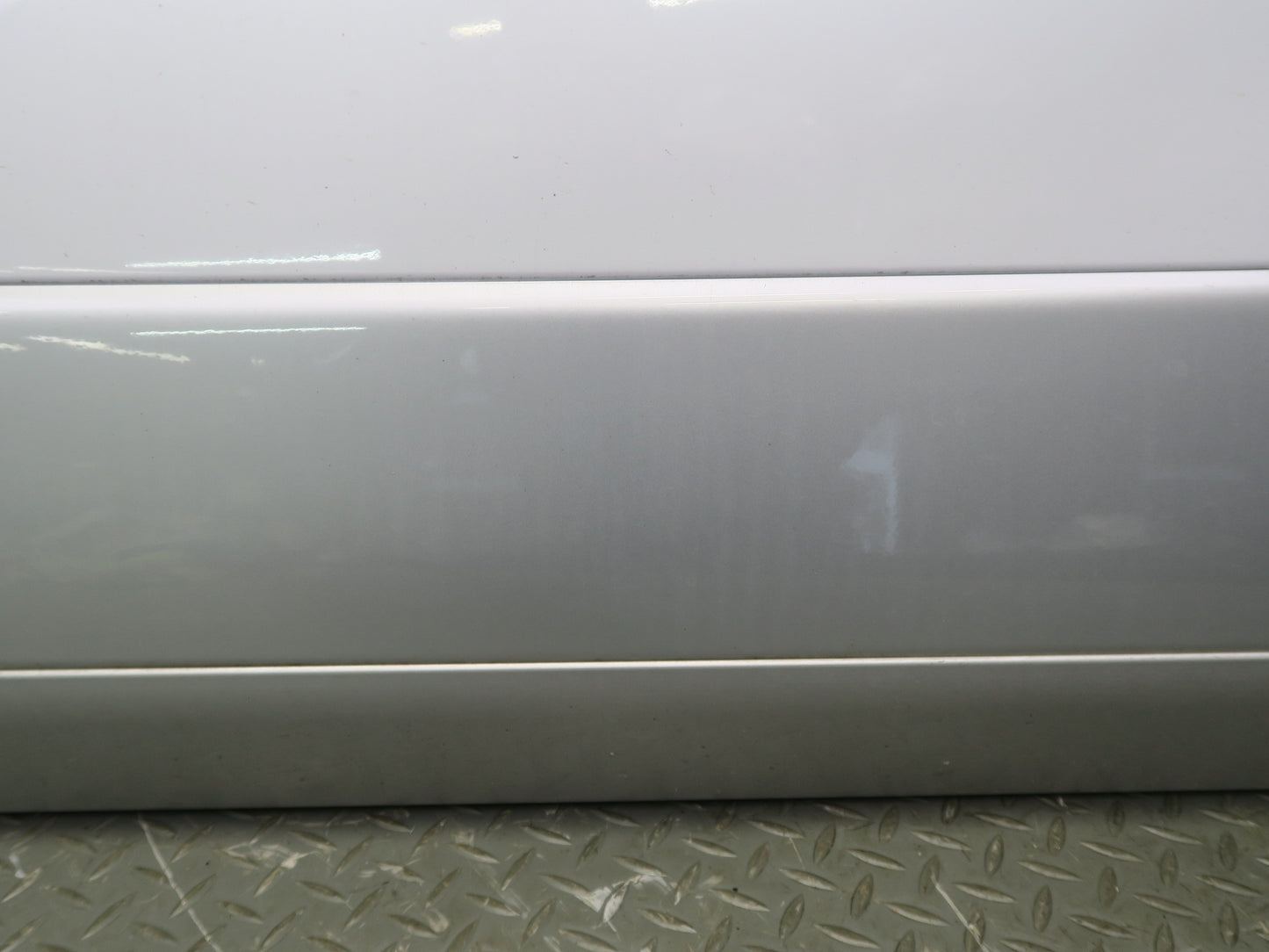 95-97 Nissan Gloria HY33 Front Left Door Shell Panel White w Guides & Bolts OEM