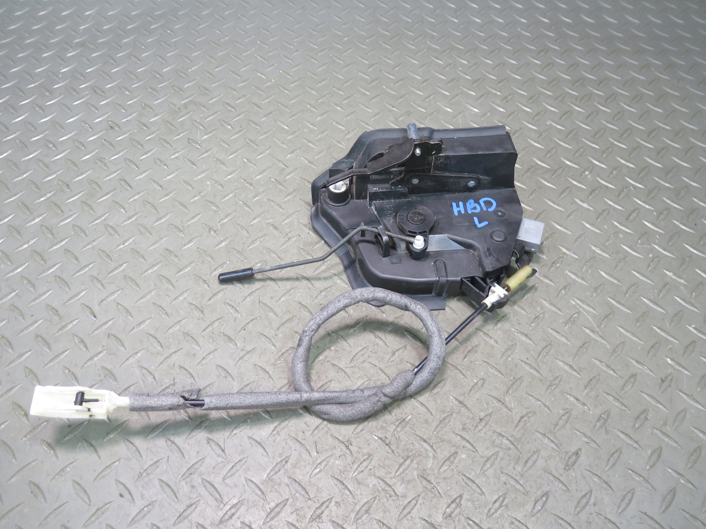 01-06 BMW E46 330ci Coupe Convertible Left Driver Door Lock Latch Actuator OEM