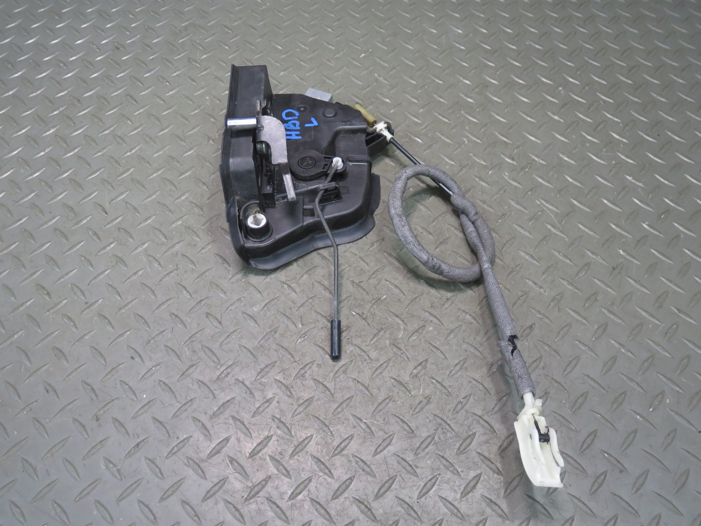 01-06 BMW E46 330ci Coupe Convertible Left Driver Door Lock Latch Actuator OEM
