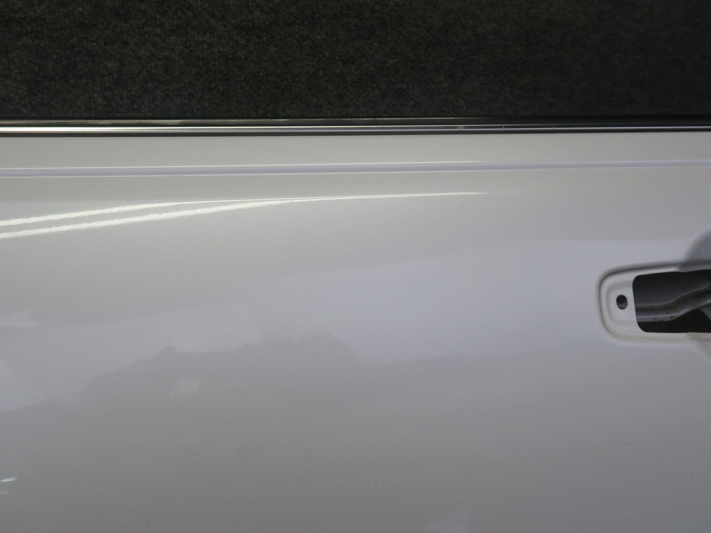 95-97 Nissan Gloria HY33 Front Left Door Shell Panel White w Guides & Bolts OEM