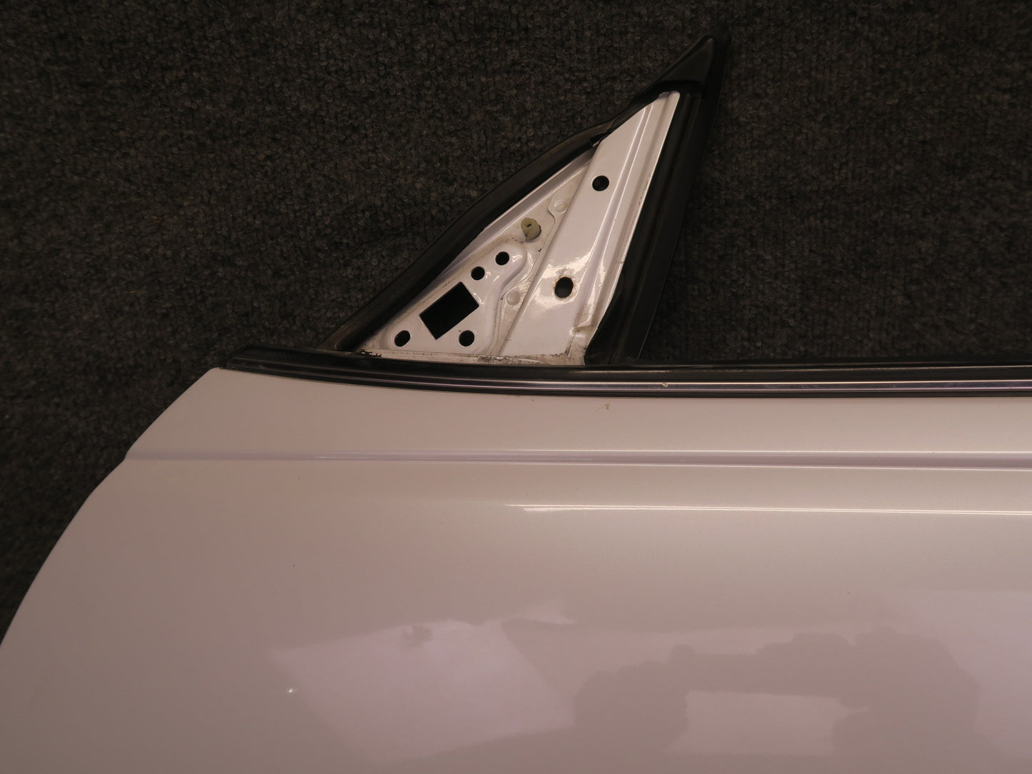 95-97 Nissan Gloria HY33 Front Left Door Shell Panel White w Guides & Bolts OEM