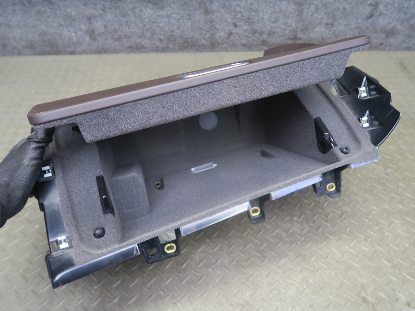 2015-2018 Porsche Macan Dash Front Right Glove Box Compartment Storage