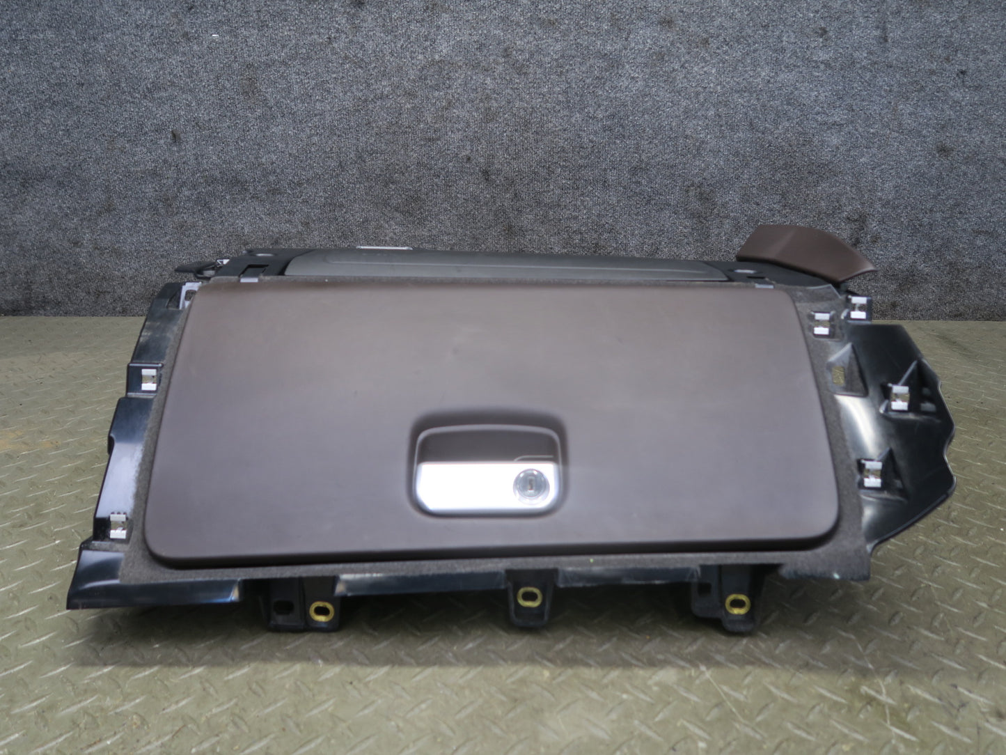 2015-2018 Porsche Macan Dash Front Right Glove Box Compartment Storage