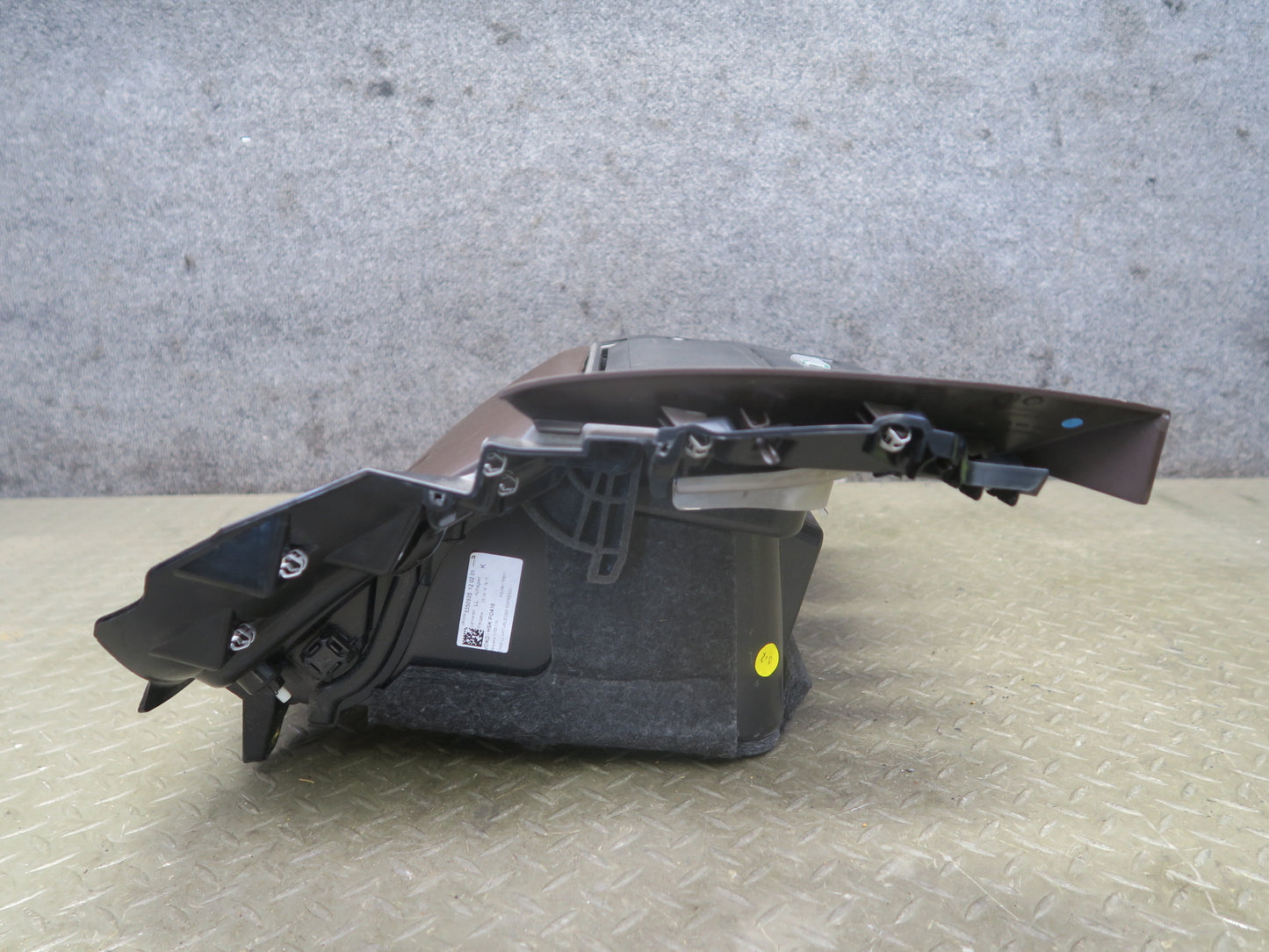 2015-2018 Porsche Macan Dash Front Right Glove Box Compartment Storage