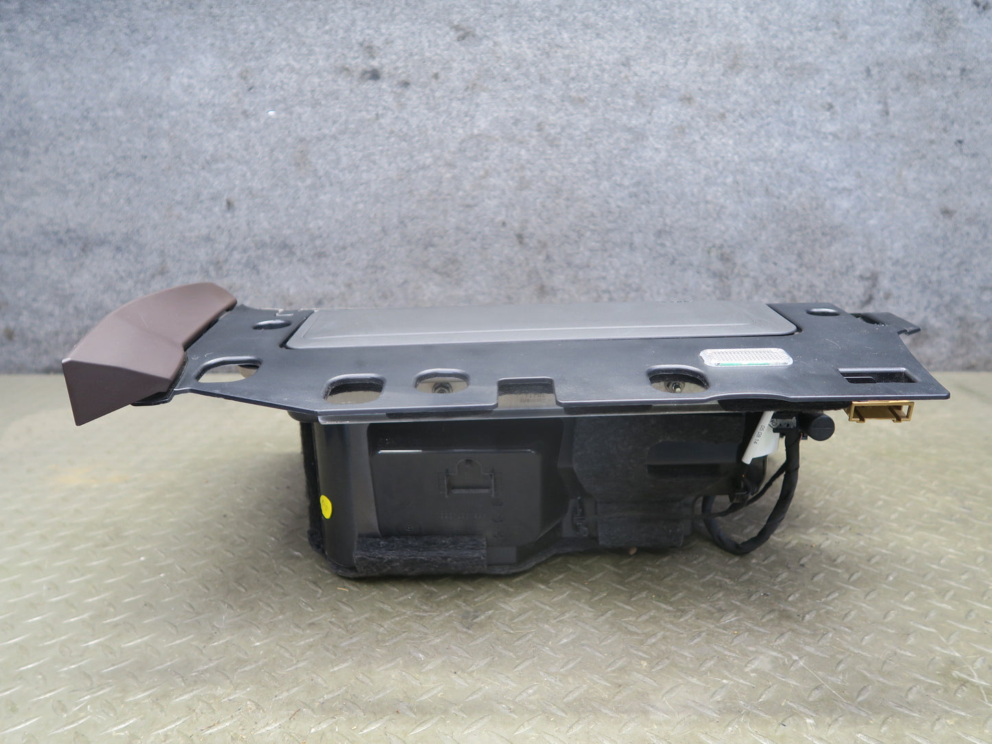 2015-2018 Porsche Macan Dash Front Right Glove Box Compartment Storage