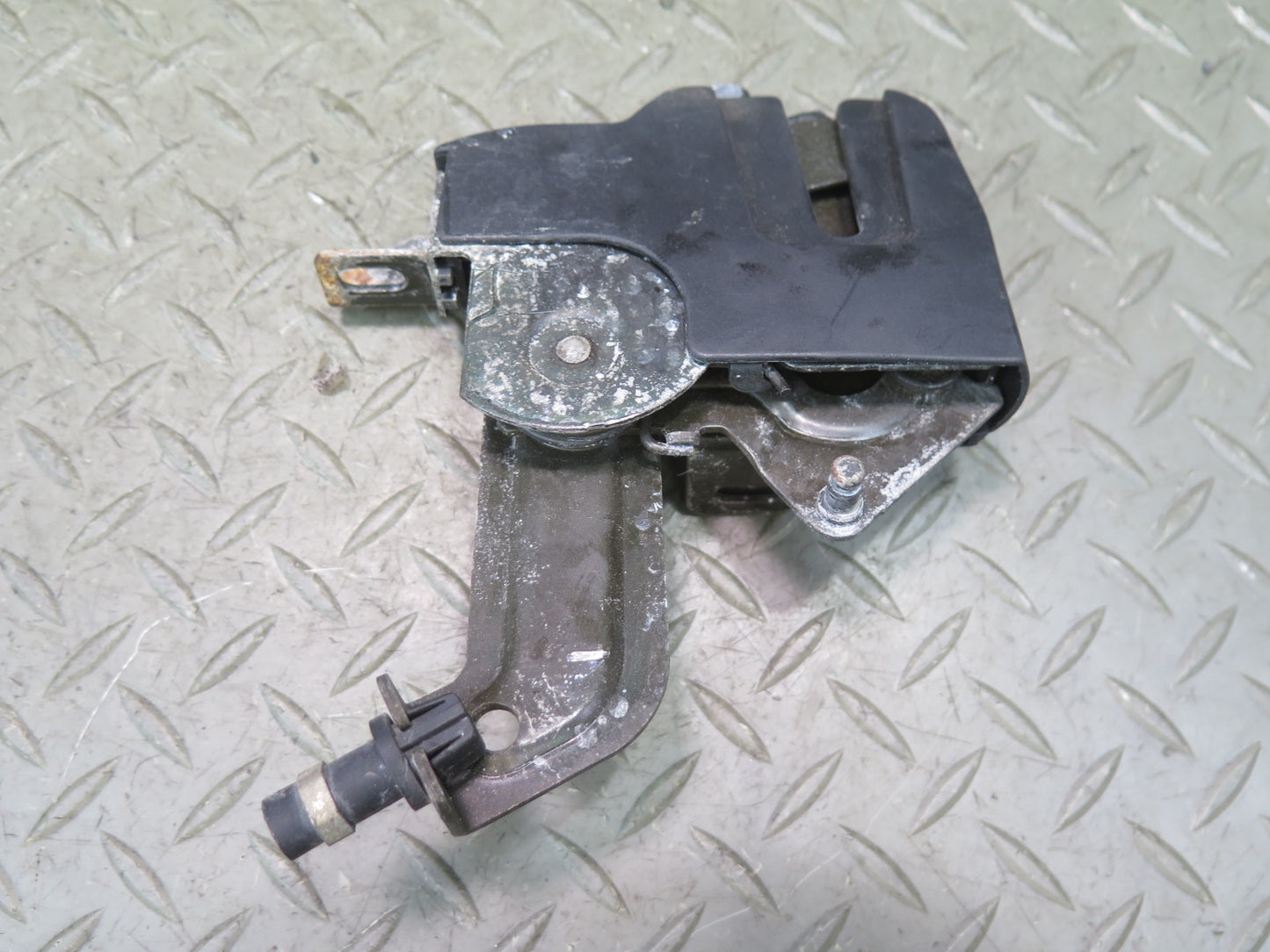 01-06 BMW E46 330ci Convertible Set of 2 Rear Folding TOP Roof Lock Latch OEM