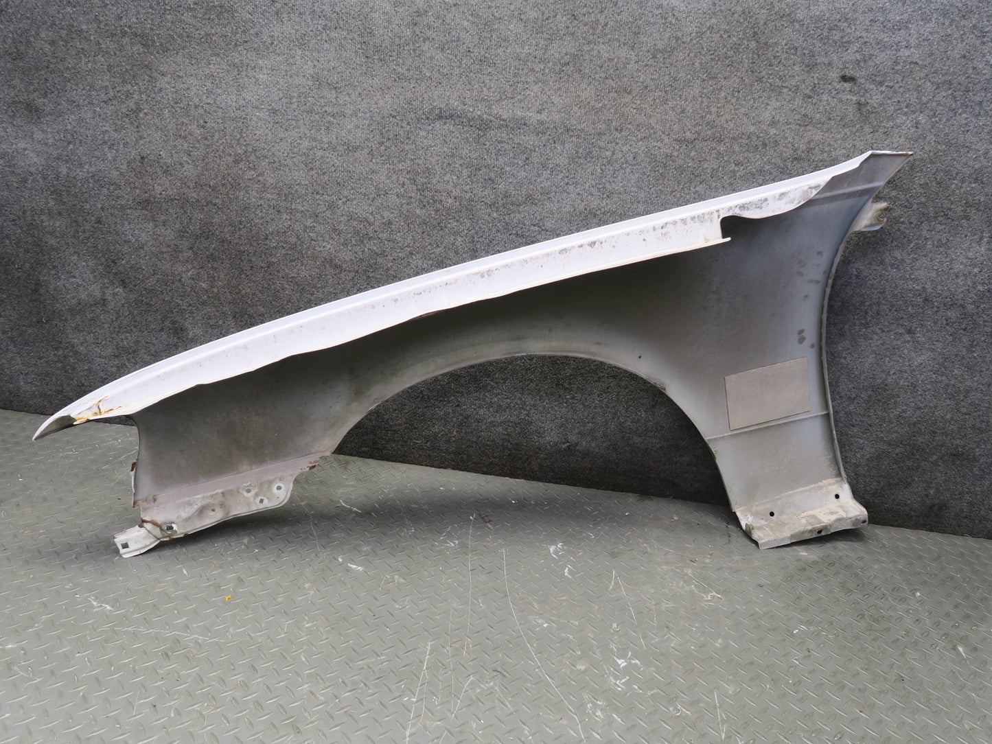 95-97 Nissan Gloria HY33 Front Right Fender Shell Panel Cover White OEM