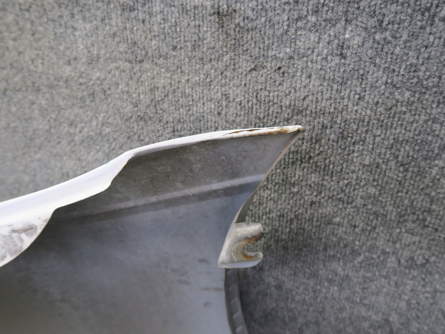 95-97 Nissan Gloria HY33 Front Right Fender Shell Panel Cover White OEM