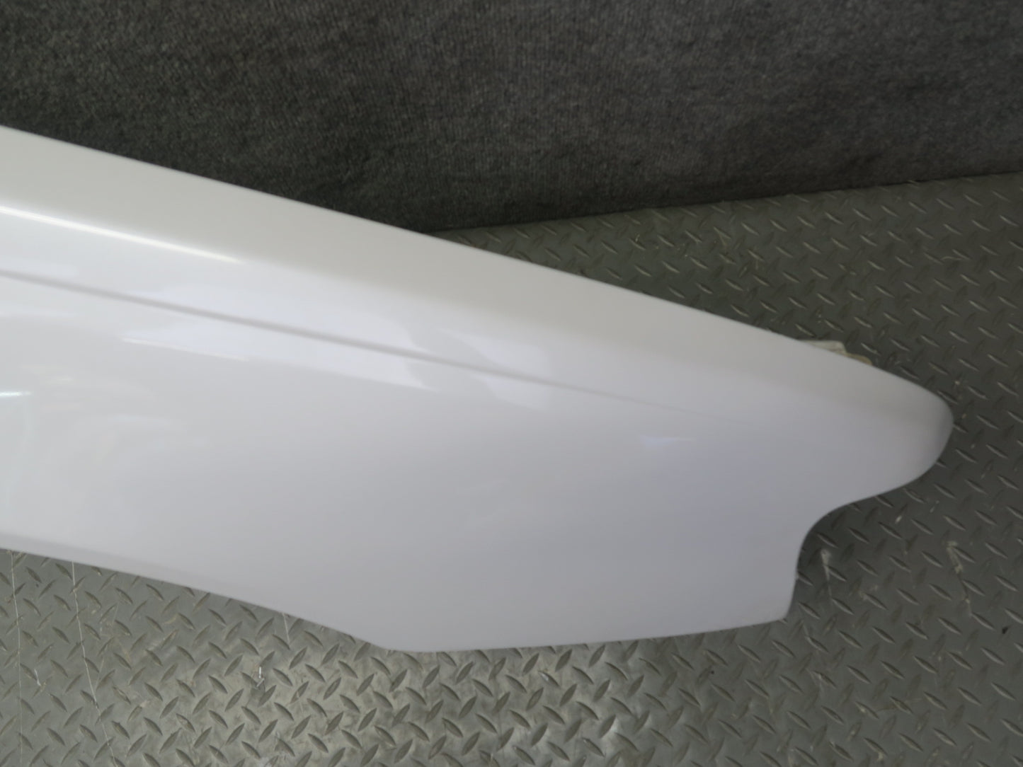 95-97 Nissan Gloria HY33 Front Right Fender Shell Panel Cover White OEM