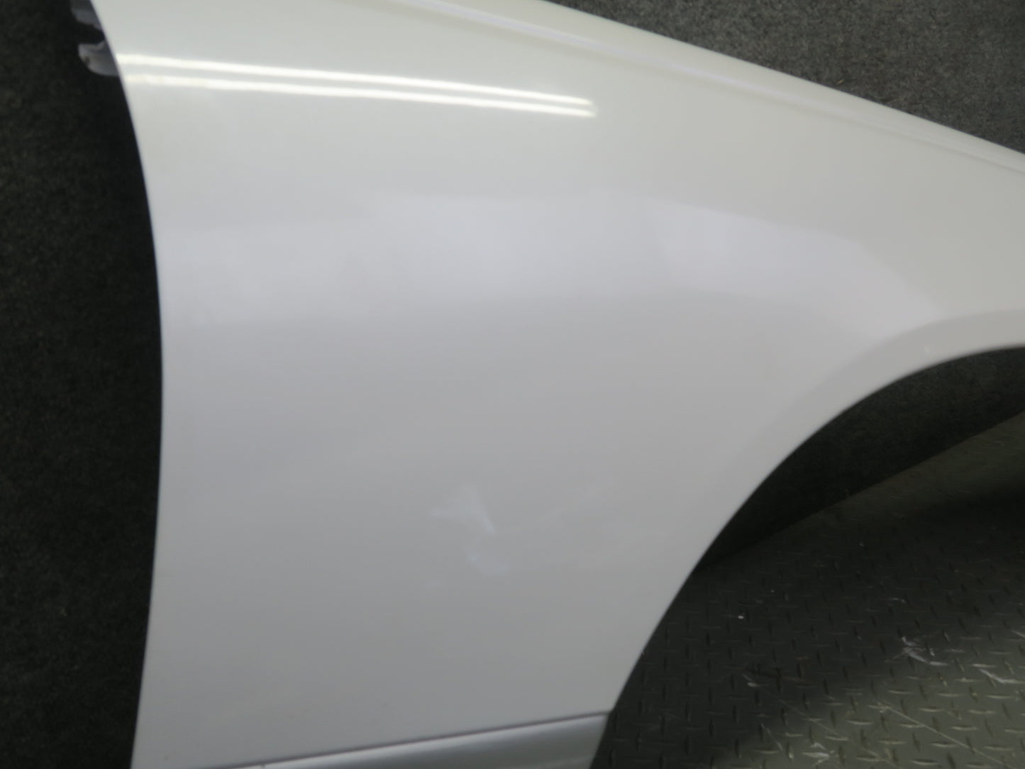 95-97 Nissan Gloria HY33 Front Right Fender Shell Panel Cover White OEM