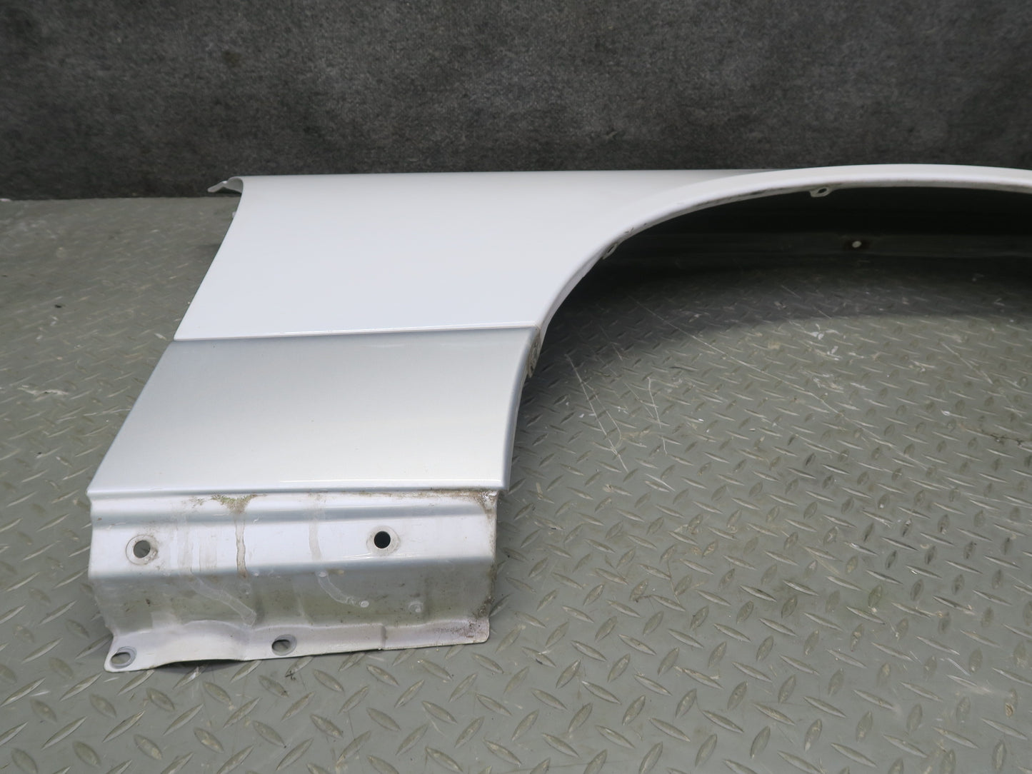95-97 Nissan Gloria HY33 Front Right Fender Shell Panel Cover White OEM