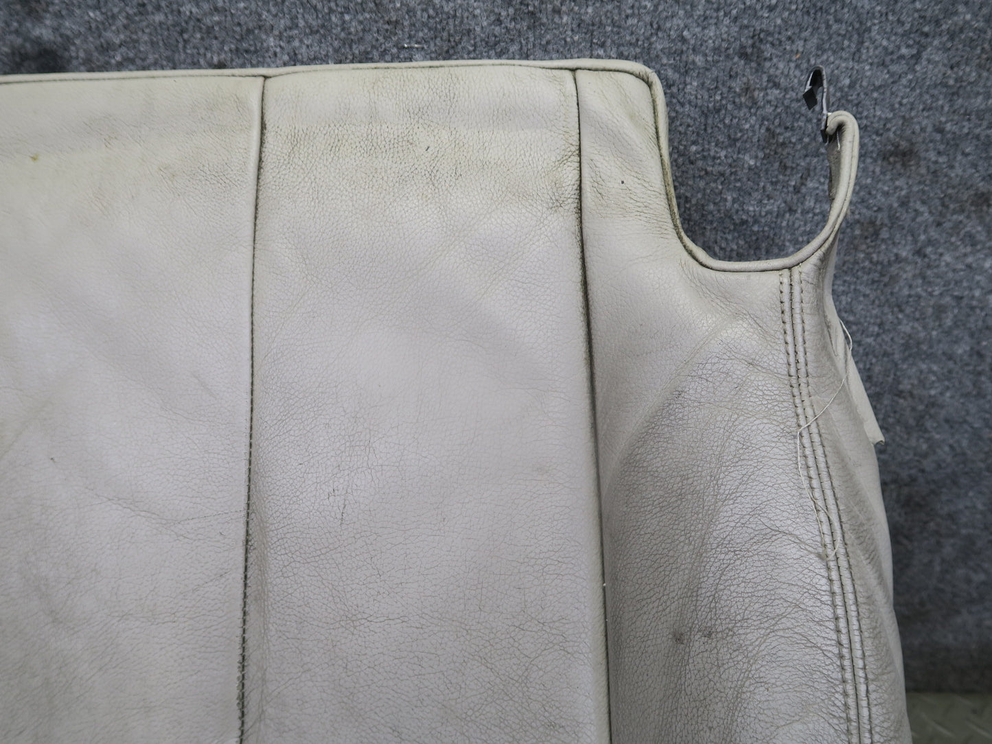 2006-2008 BMW E64 M6 Convertible Front Left Sport Seat Lower Leather Cushion