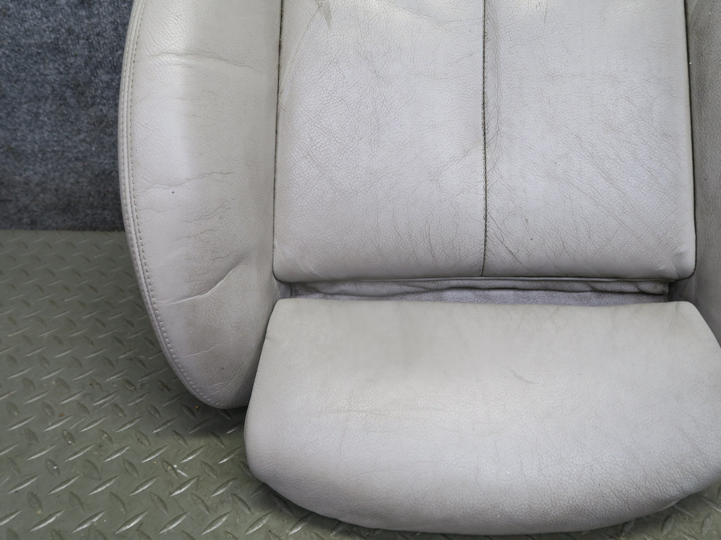 2006-2008 BMW E64 M6 Convertible Front Left Sport Seat Lower Leather Cushion