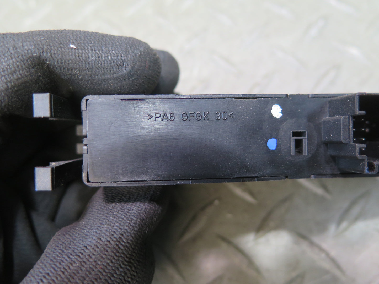 01-06 BMW E46 330Ci Convertible Left Master Power Window Switch 6902183 OEM