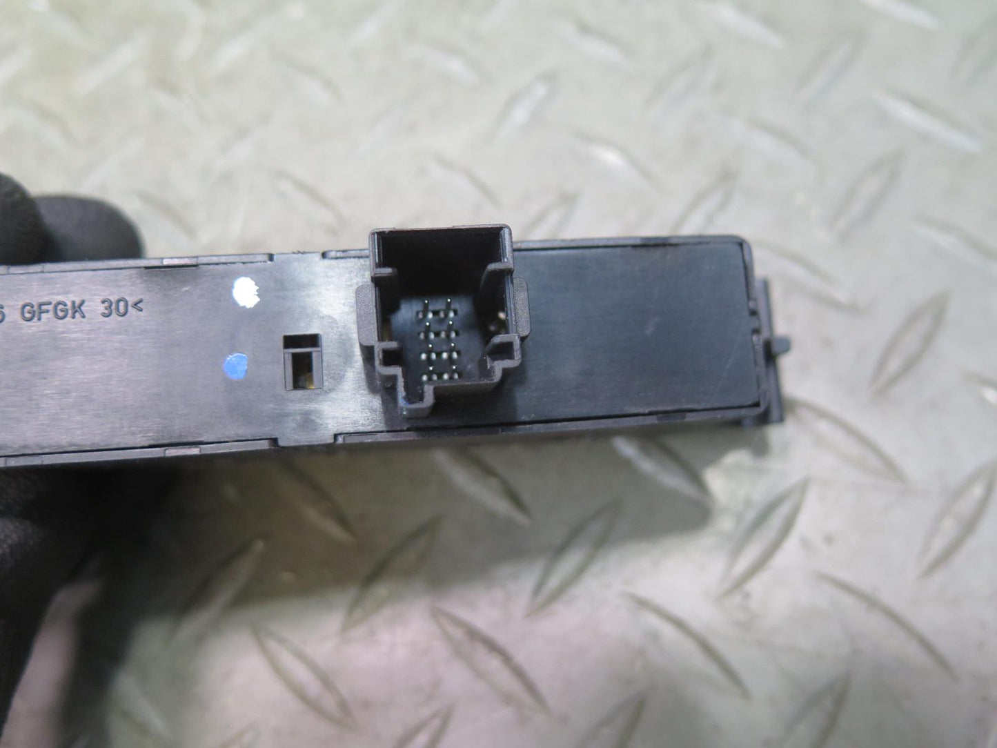 01-06 BMW E46 330Ci Convertible Left Master Power Window Switch 6902183 OEM