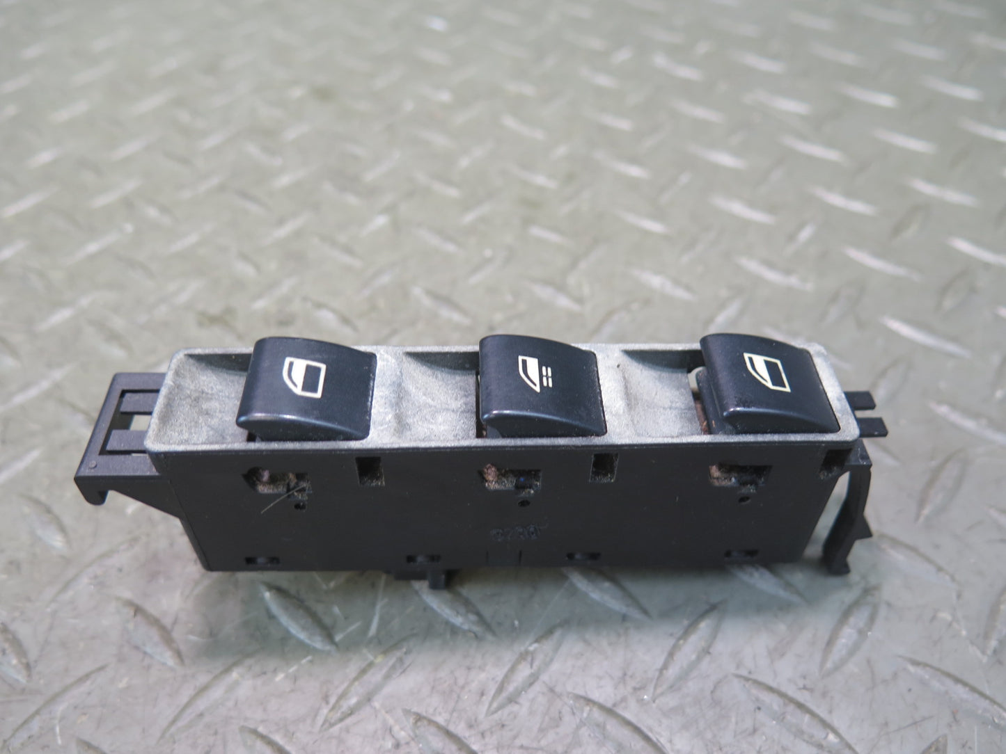01-06 BMW E46 330Ci Convertible Left Master Power Window Switch 6902183 OEM