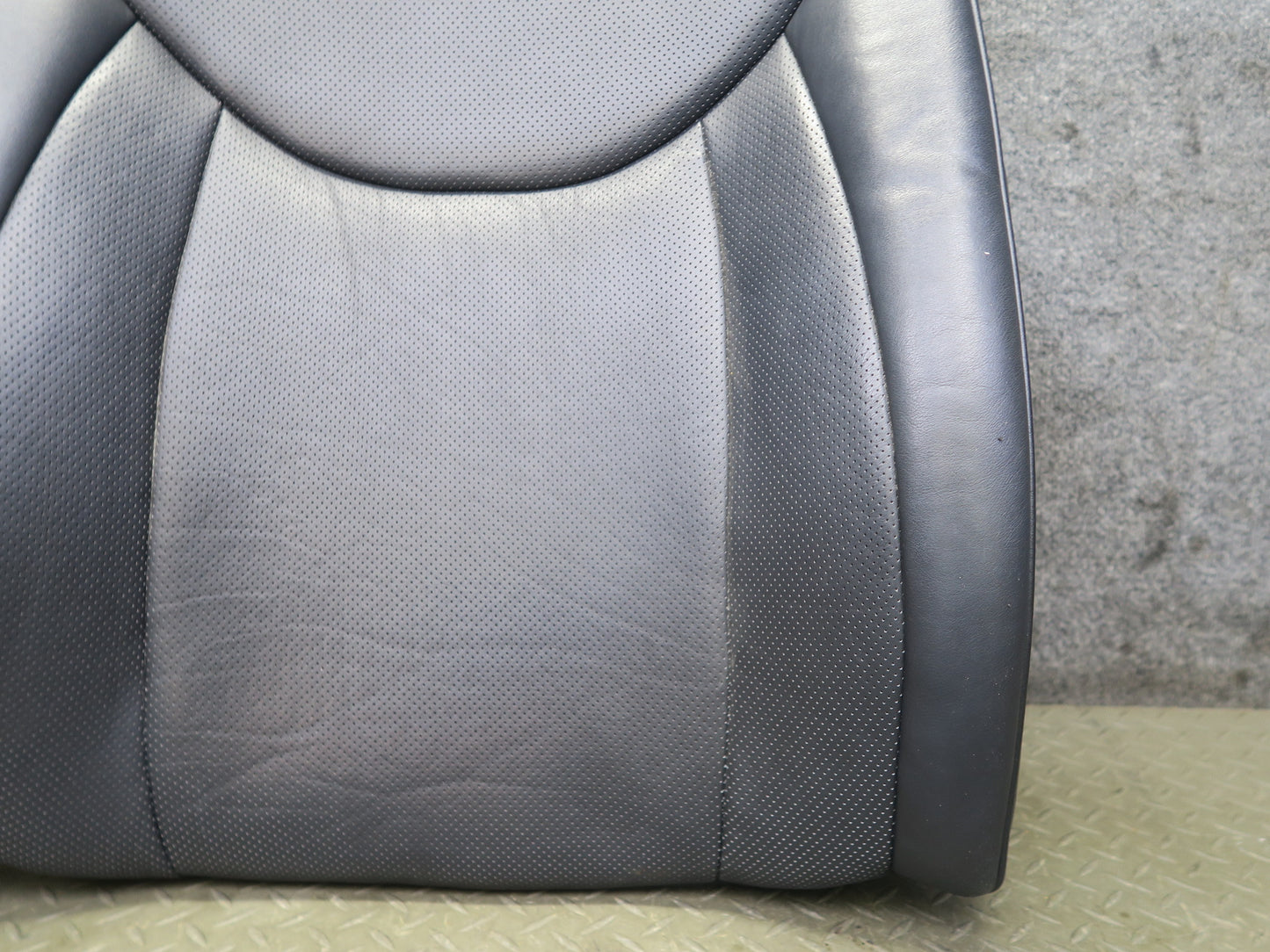 04-06 Lexus UCF30L LS430 Front Right Seat Upper Leather Cushion Black OEM