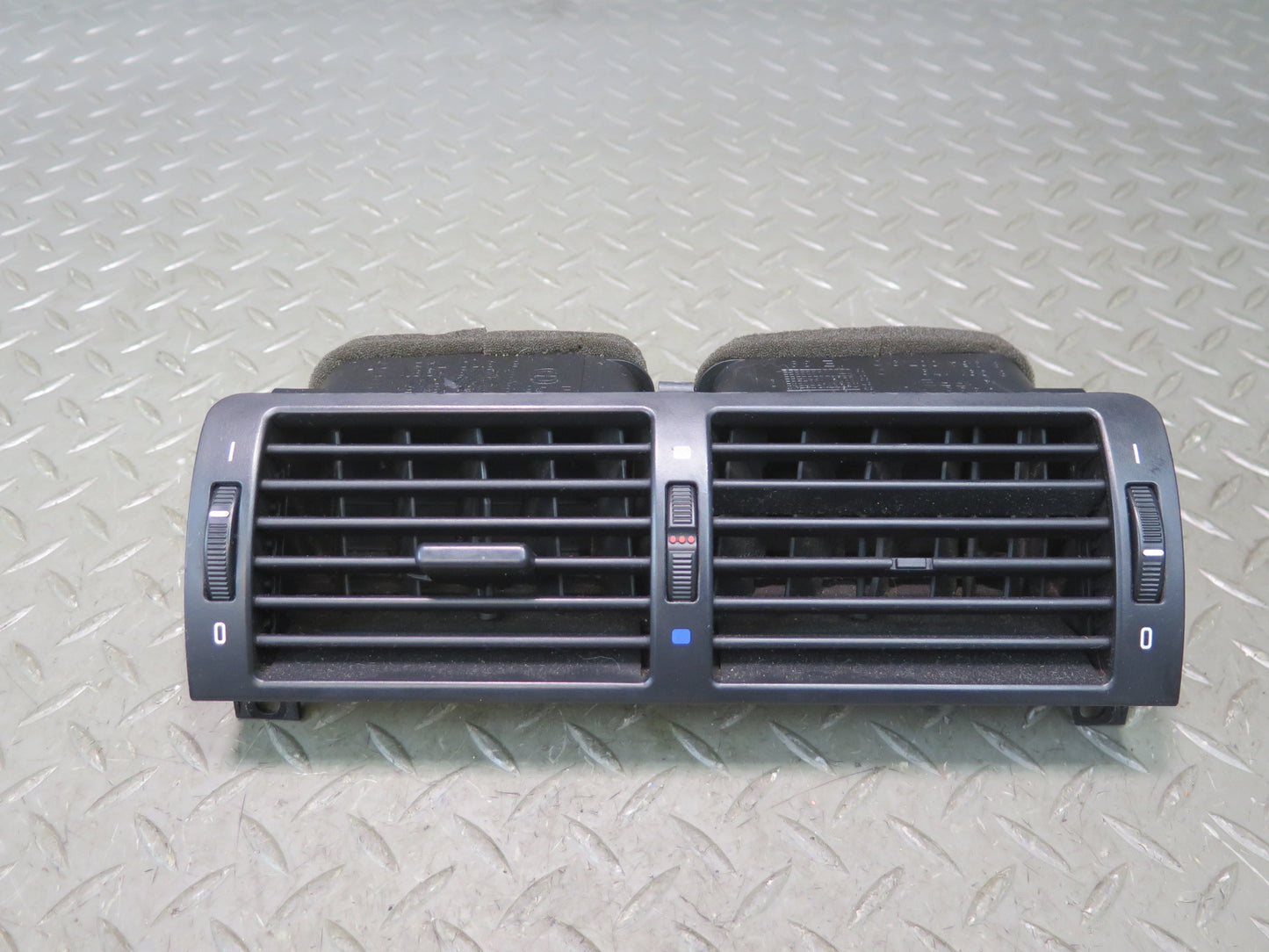 01-06 BMW E46 330ci Set of 3 Dash Front Left Center Right Air Vent Grille OEM