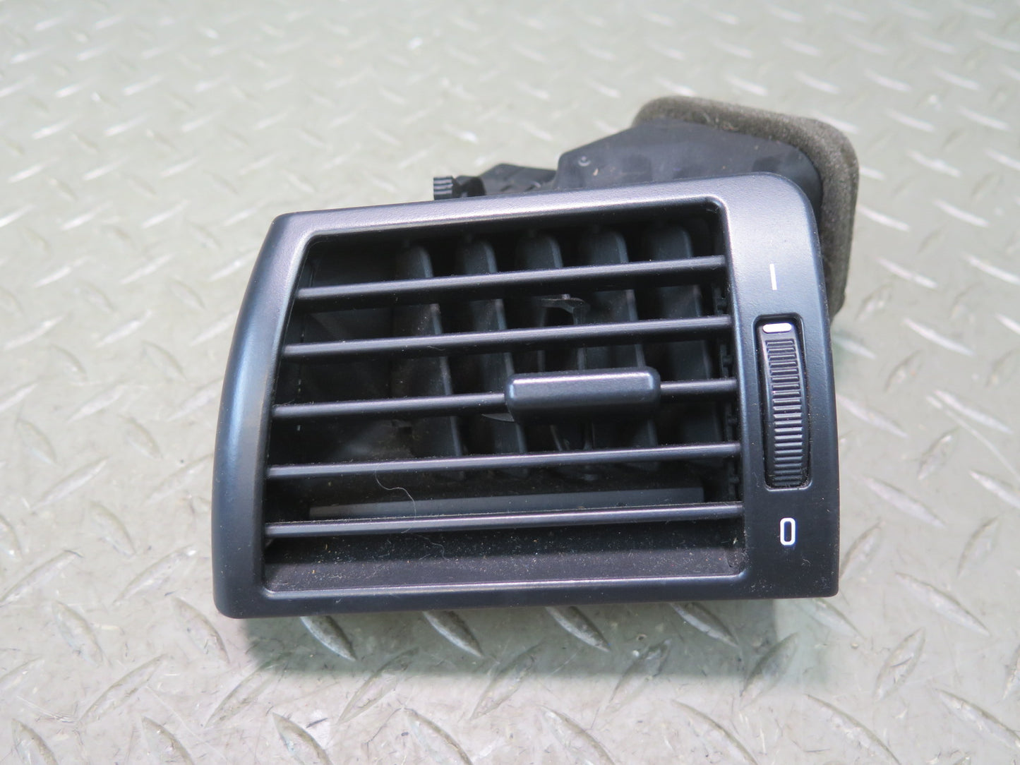 01-06 BMW E46 330ci Set of 3 Dash Front Left Center Right Air Vent Grille OEM