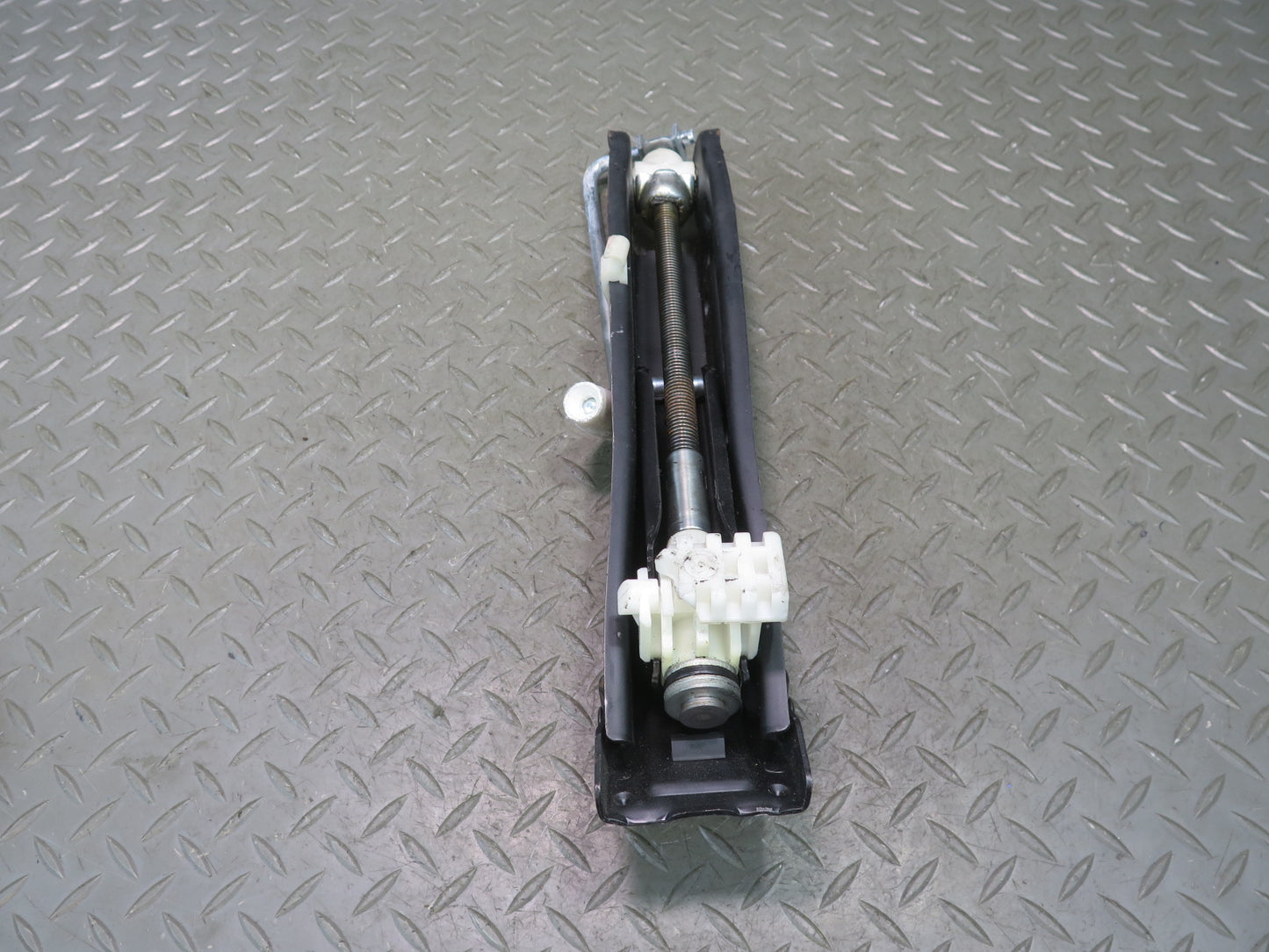 01-06 BMW E46 330ci Emergency Spare Tire Lift Jack 1096202 OEM