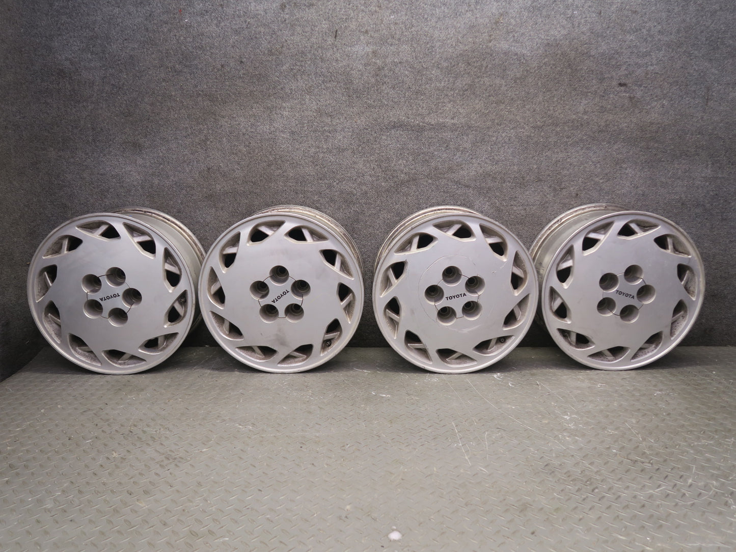 86-90 Toyota Supra MA70L Set of 4 Factory R16" Alloy Wheel Rim 16x7J ET37 OEM