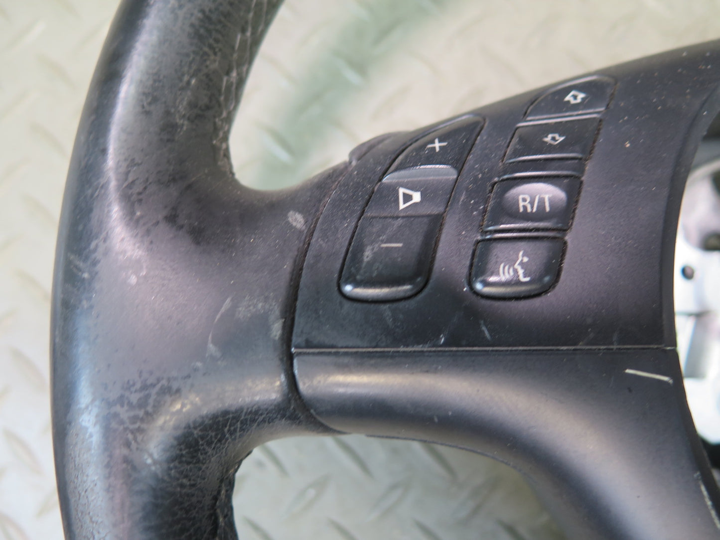 01-06 BMW E46 330ci 3-SPOKE Leather Sport Steering w Controls Black OEM